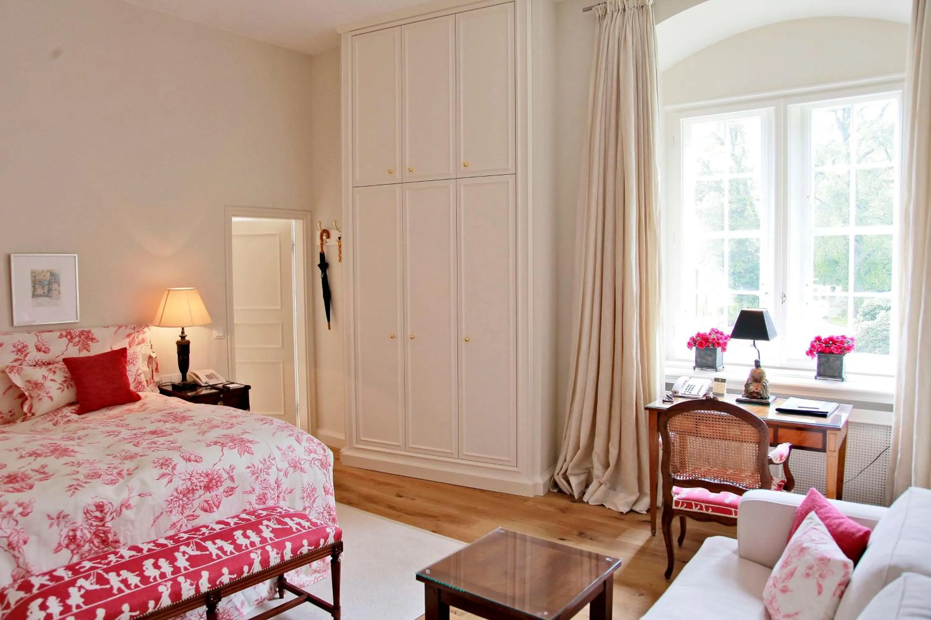 Bedroom, Bed in Schlosshotel Münchhausen