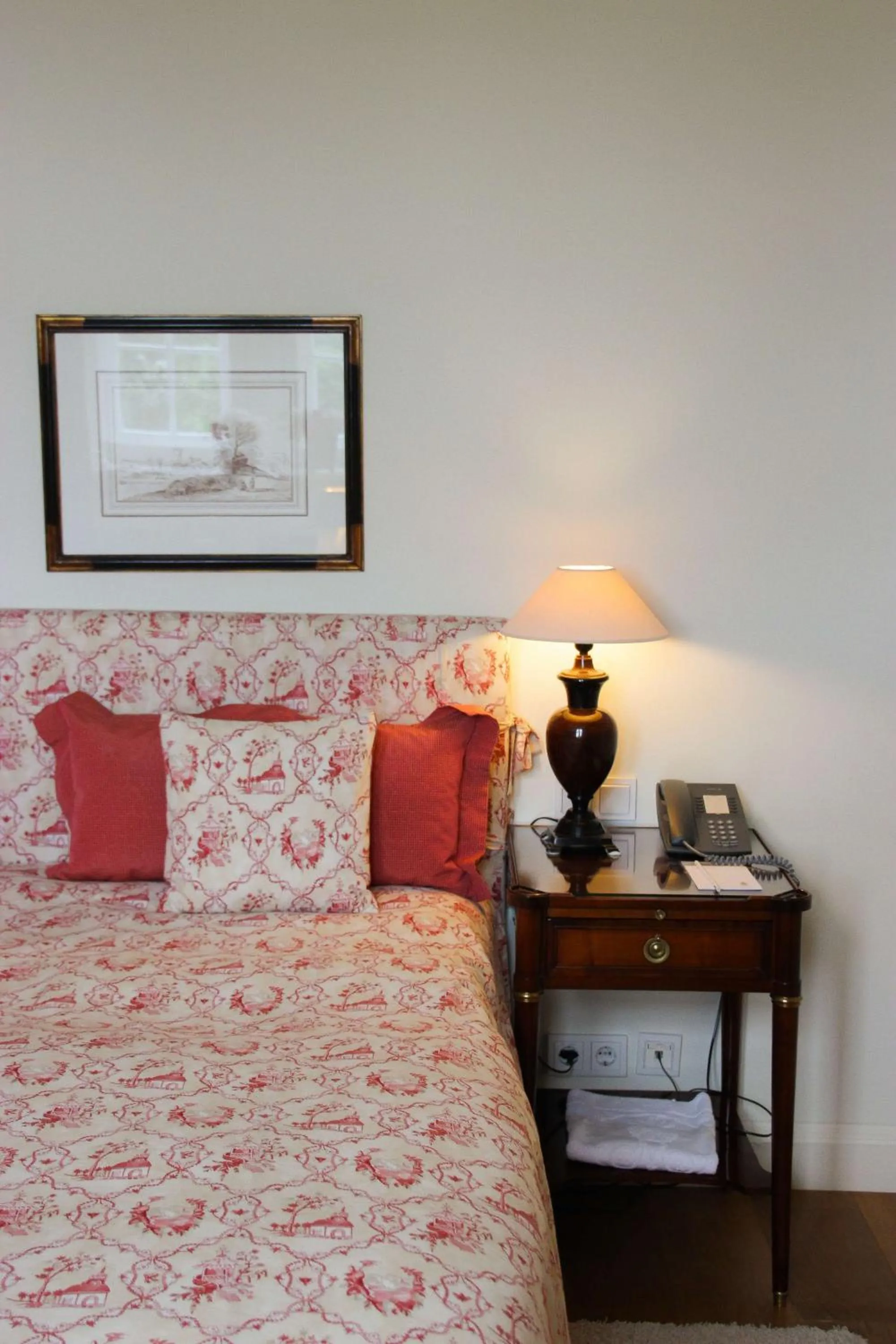 Bedroom, Bed in Schlosshotel Münchhausen