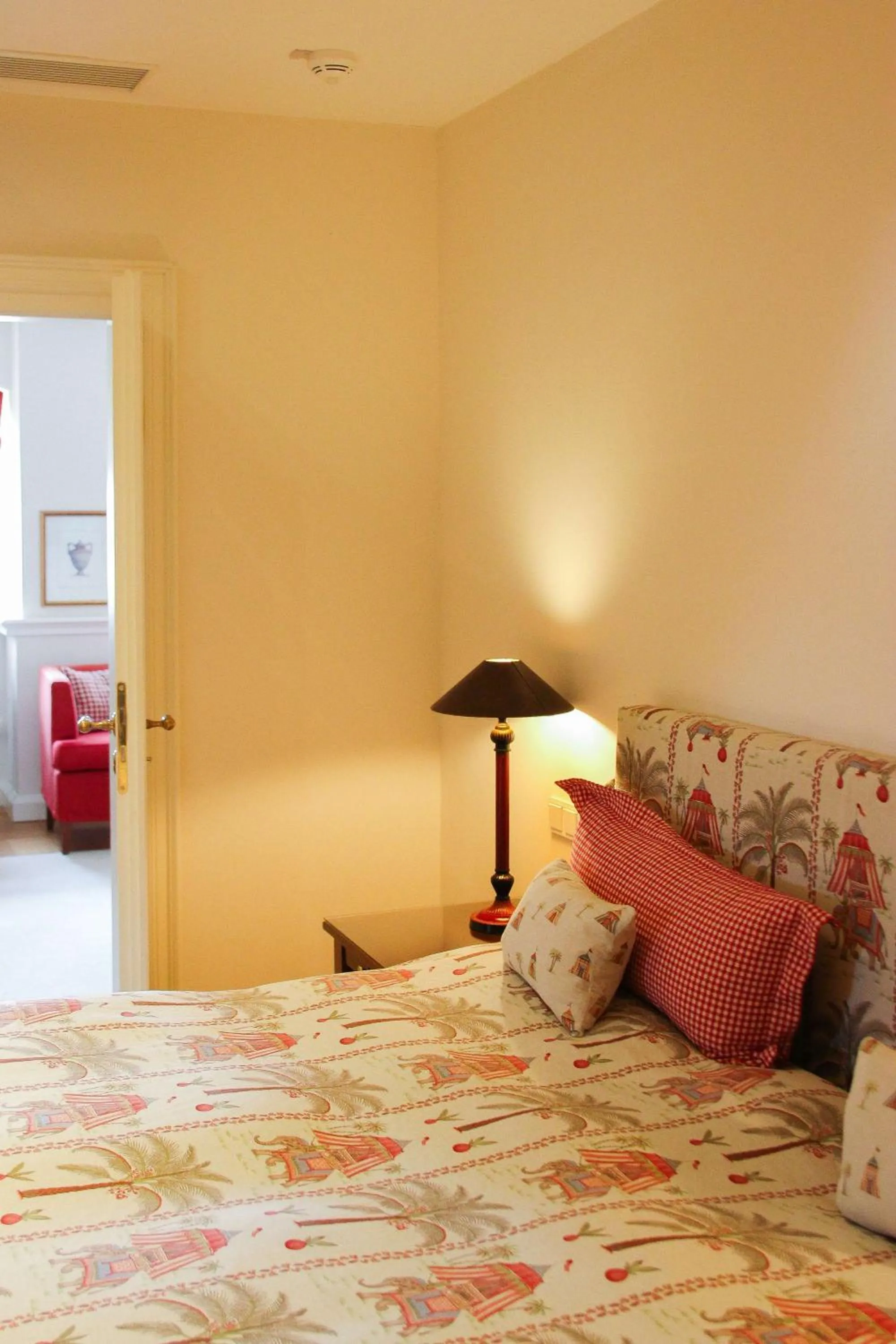 Bedroom, Bed in Schlosshotel Münchhausen