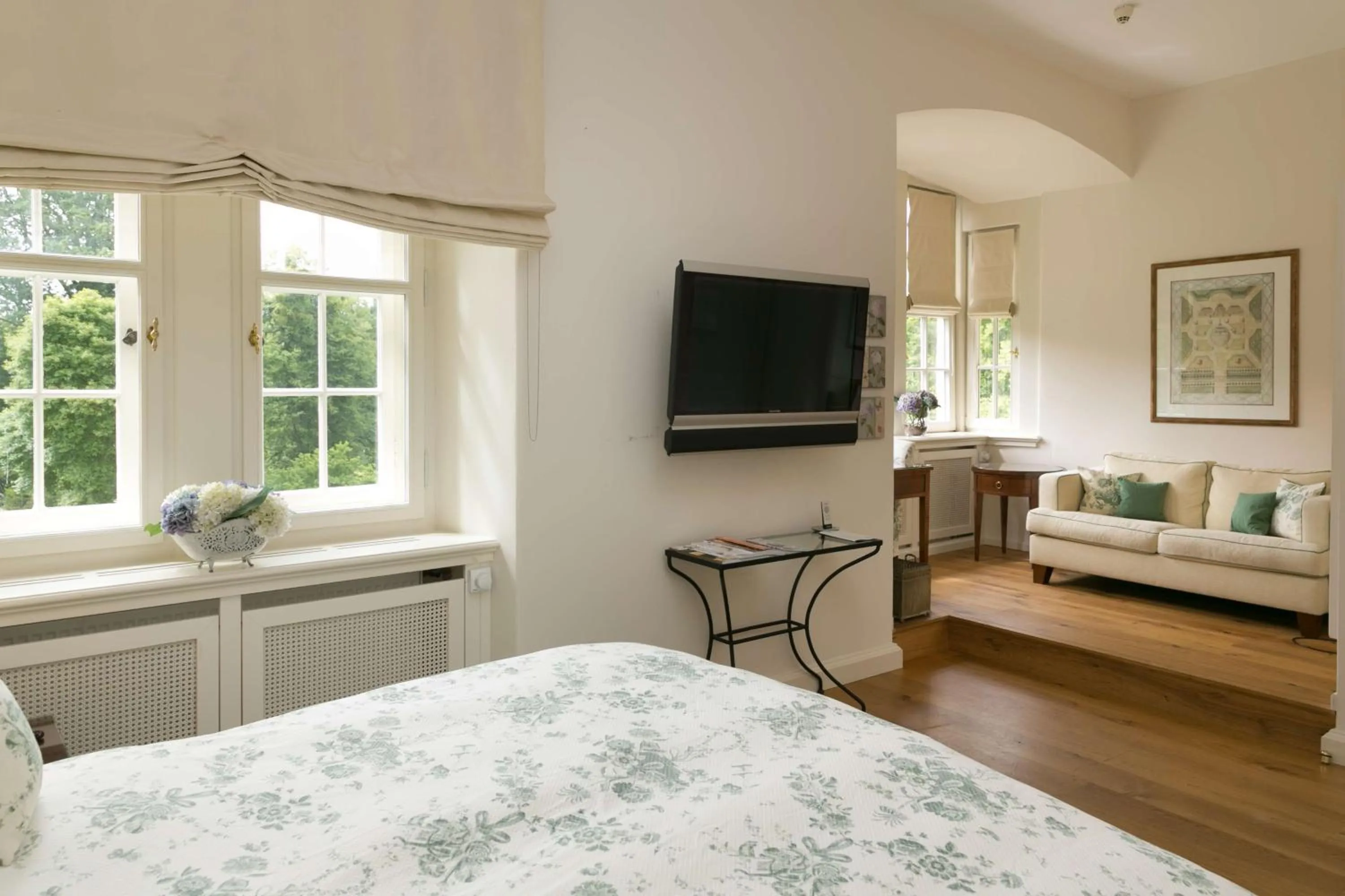 Bedroom, Bed in Schlosshotel Münchhausen