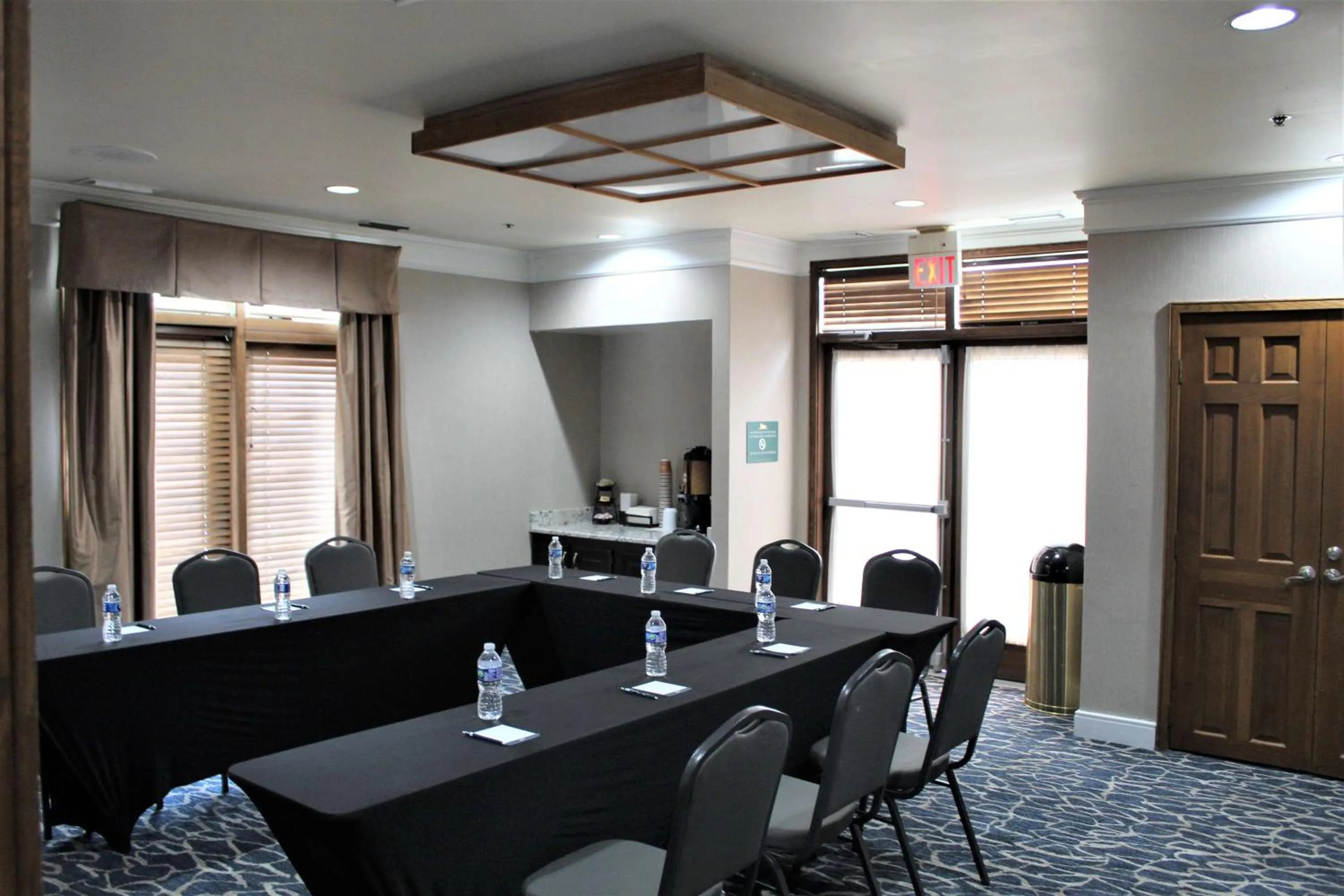 Meeting/conference room in Homewood Suites by Hilton Chicago - Schaumburg
