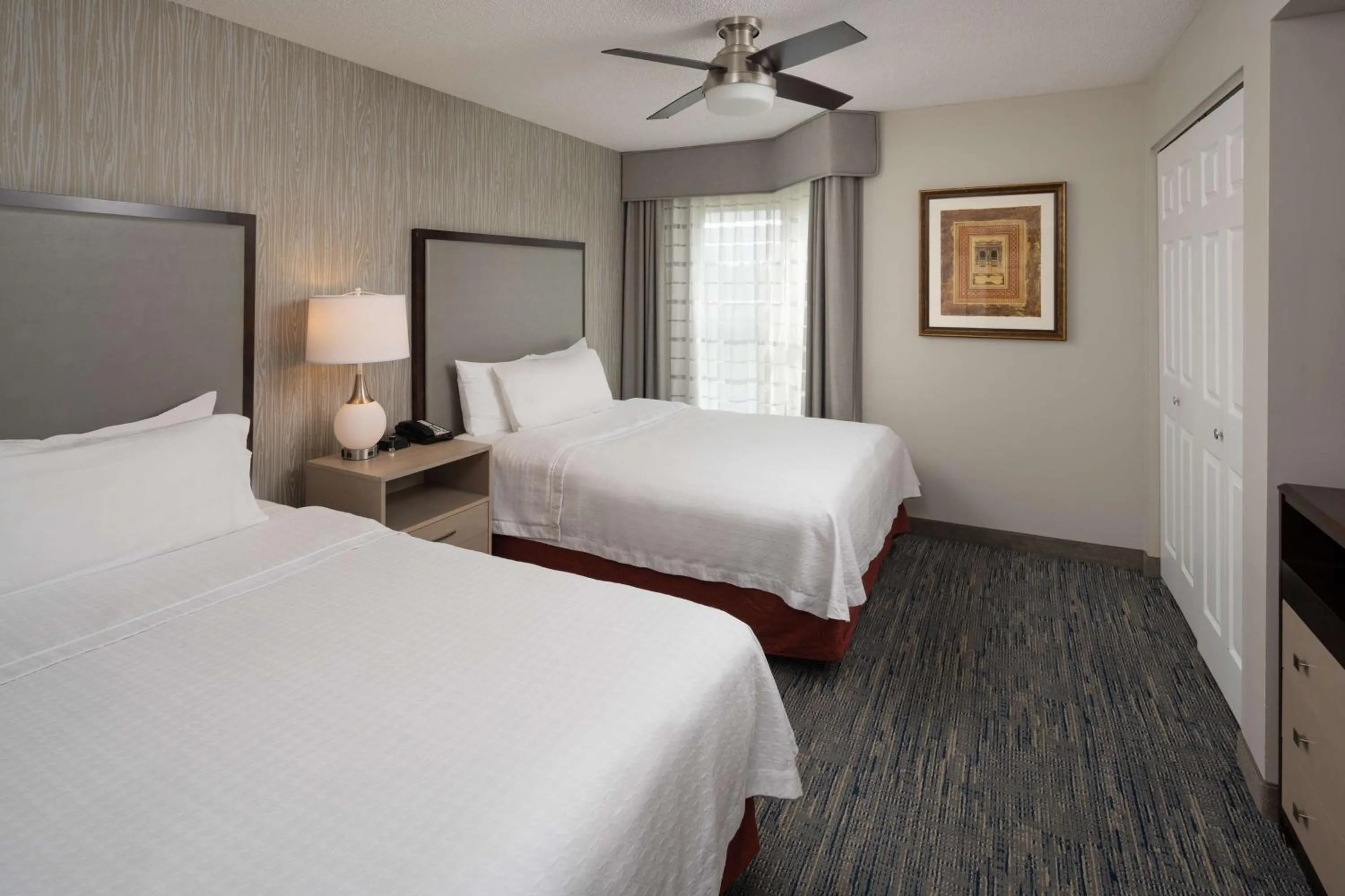 Bed in Homewood Suites by Hilton Chicago - Schaumburg