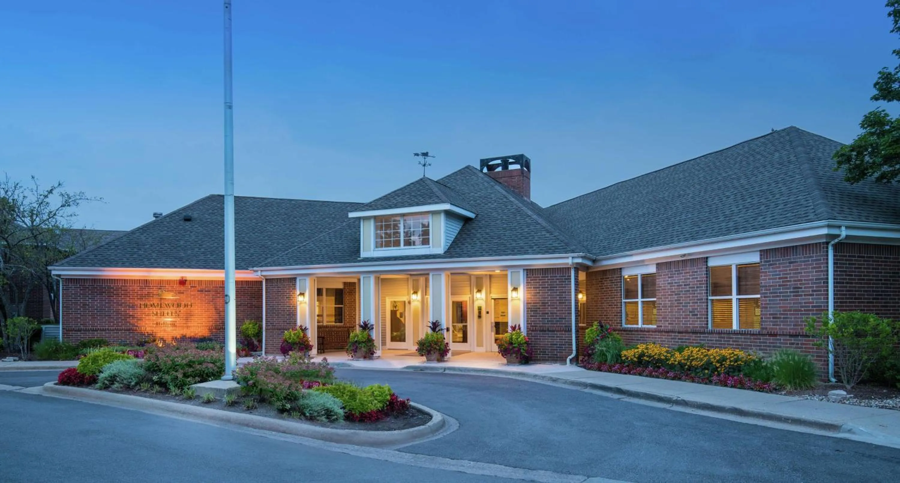 Property building in Homewood Suites by Hilton Chicago - Schaumburg