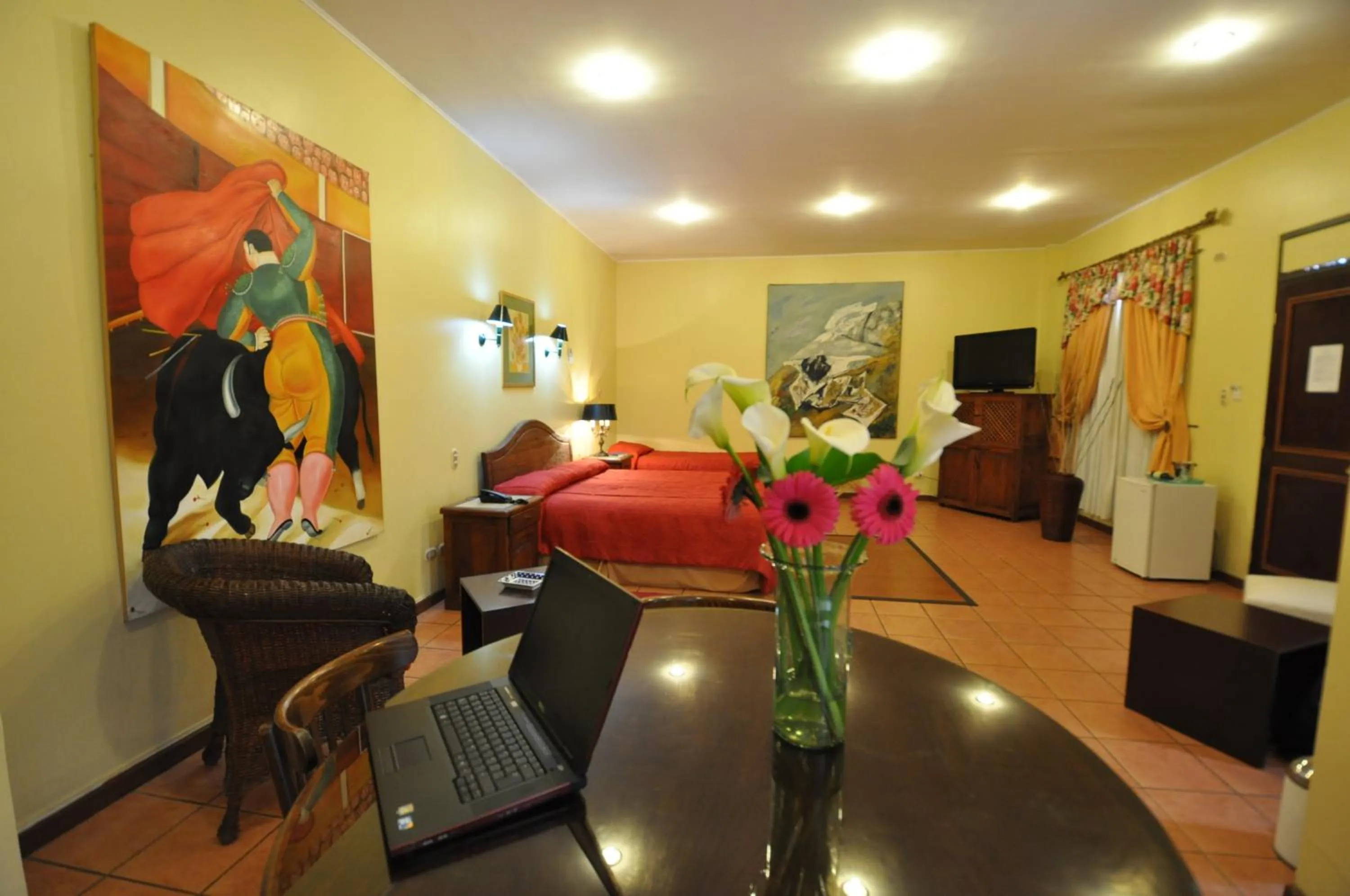 Photo of the whole room, Bed in Hotel Americano