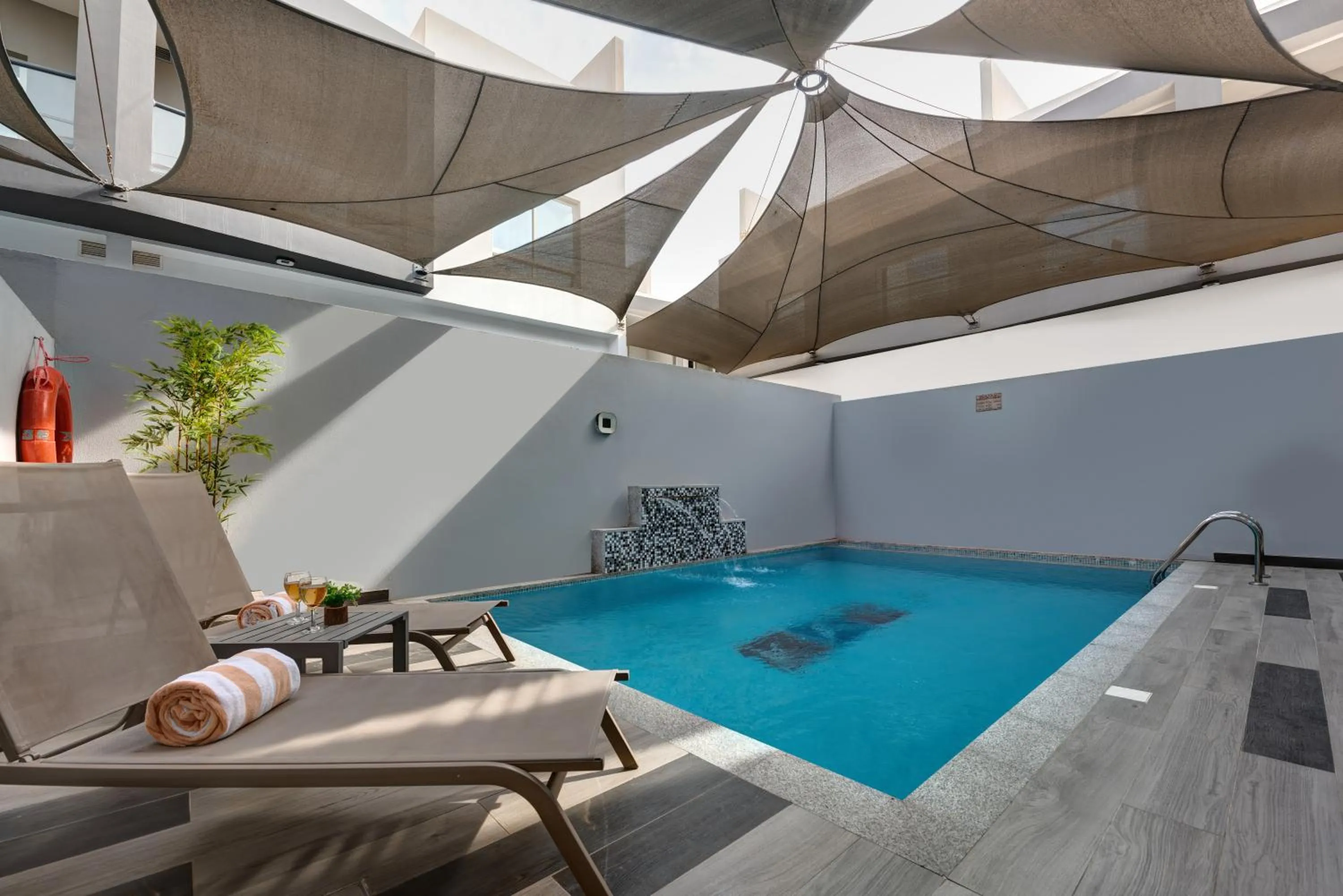 Swimming pool in KAY Homes