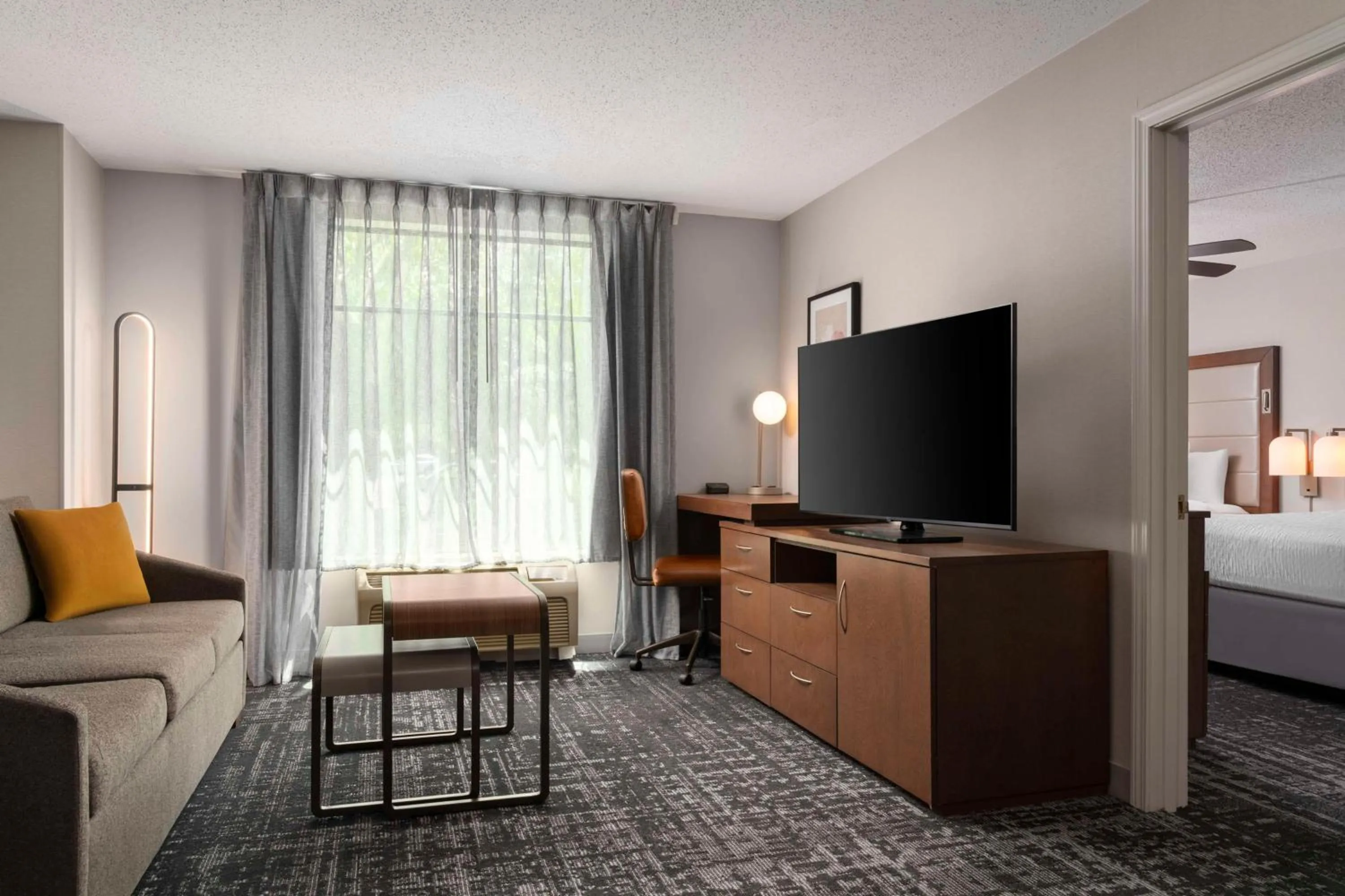 Living room, Bed in Homewood Suites by Hilton Hartford South-Glastonbury
