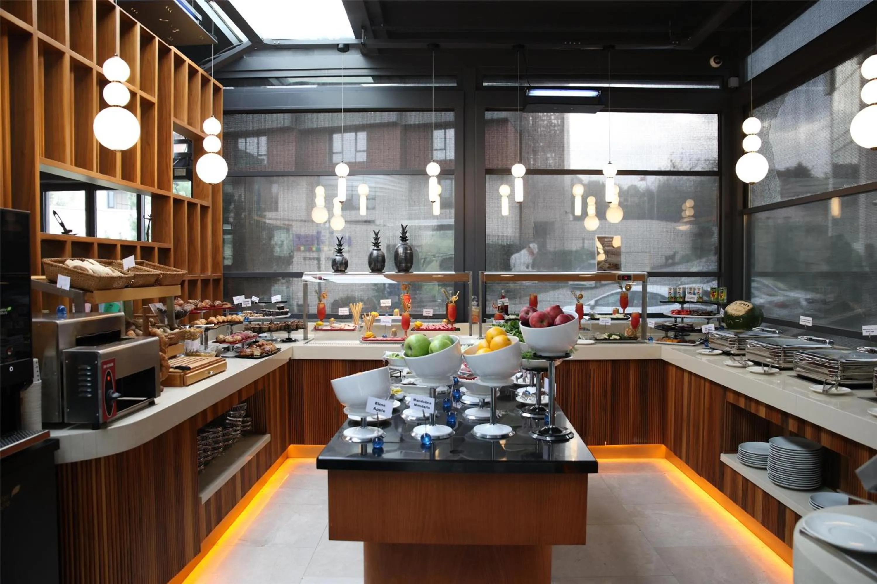 Breakfast in Park Inn by Radisson Istanbul Airport Odayeri