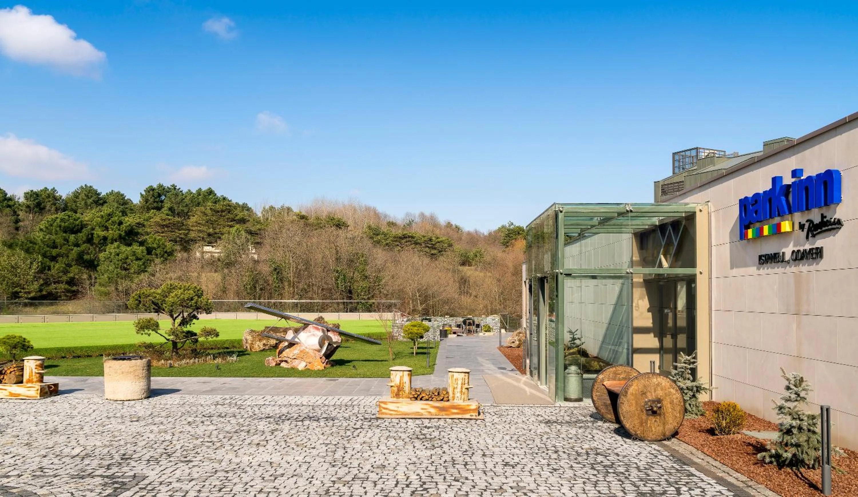 Garden in Park Inn by Radisson Istanbul Airport Odayeri