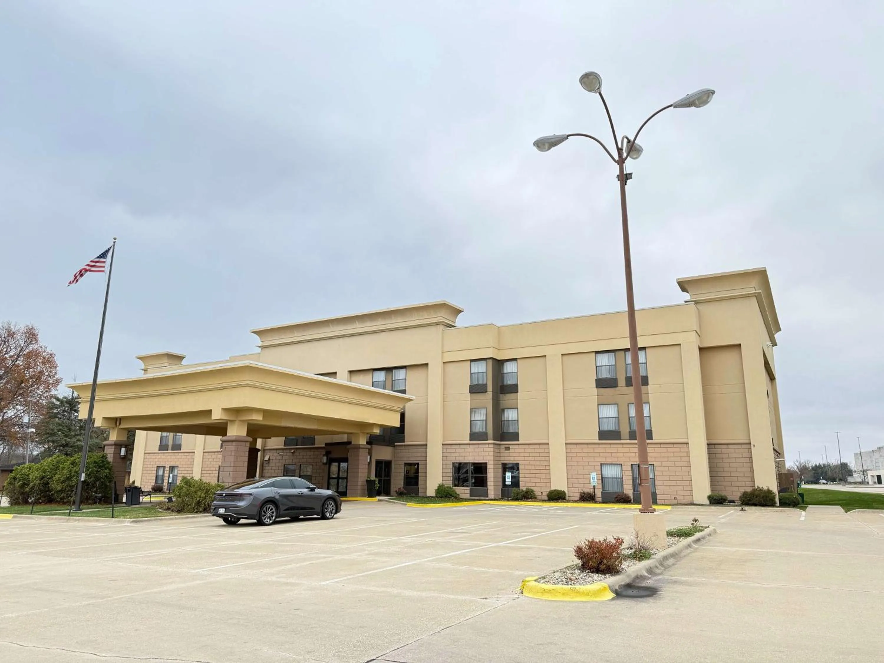 Property building in SureStay by Best Western Forsyth Decatur