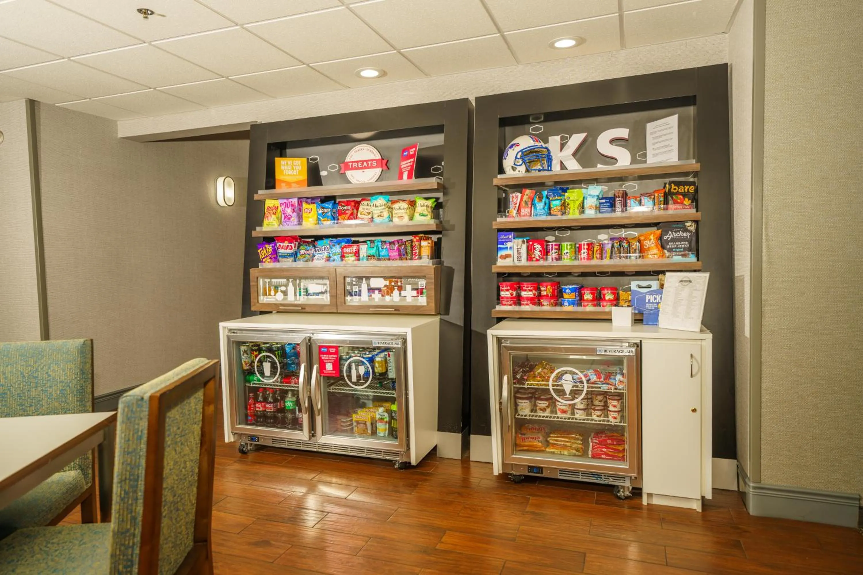 Supermarket/grocery shop in Hampton Inn Hutchinson