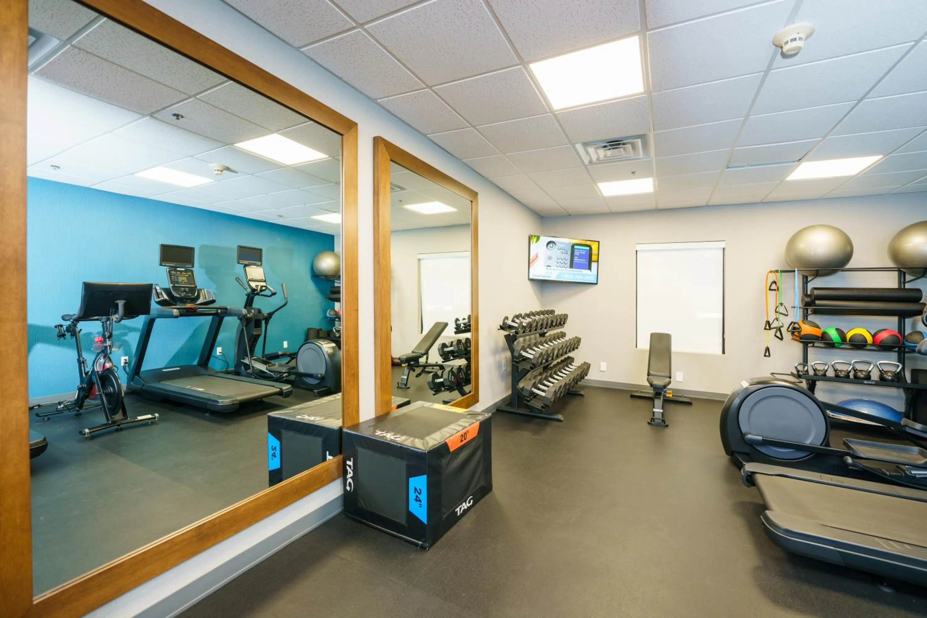 Fitness centre/facilities in Hampton Inn Hutchinson
