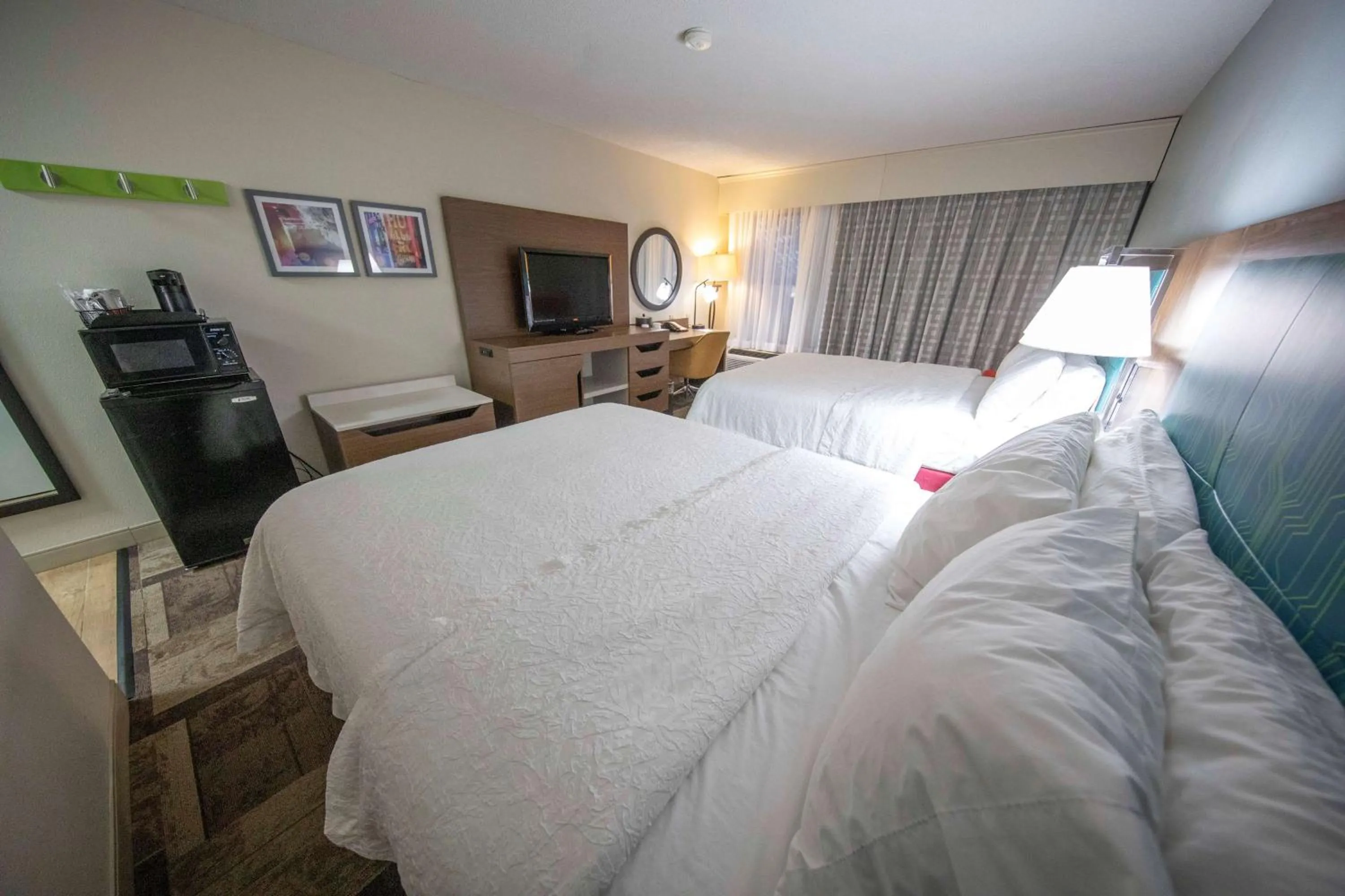 Bedroom, Bed in Hampton Inn Hutchinson