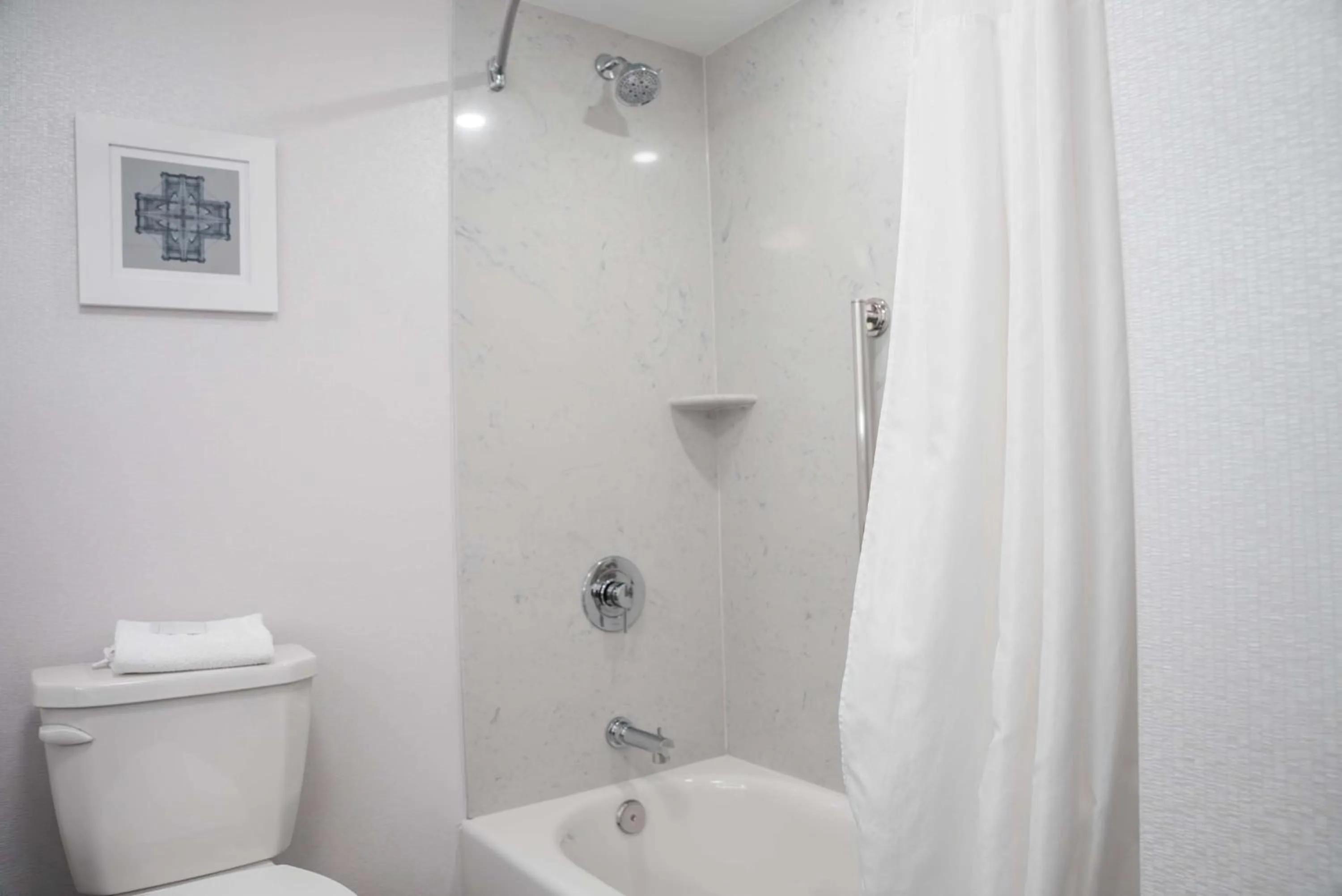 Bathroom in Hampton Inn & Suites Fairfield