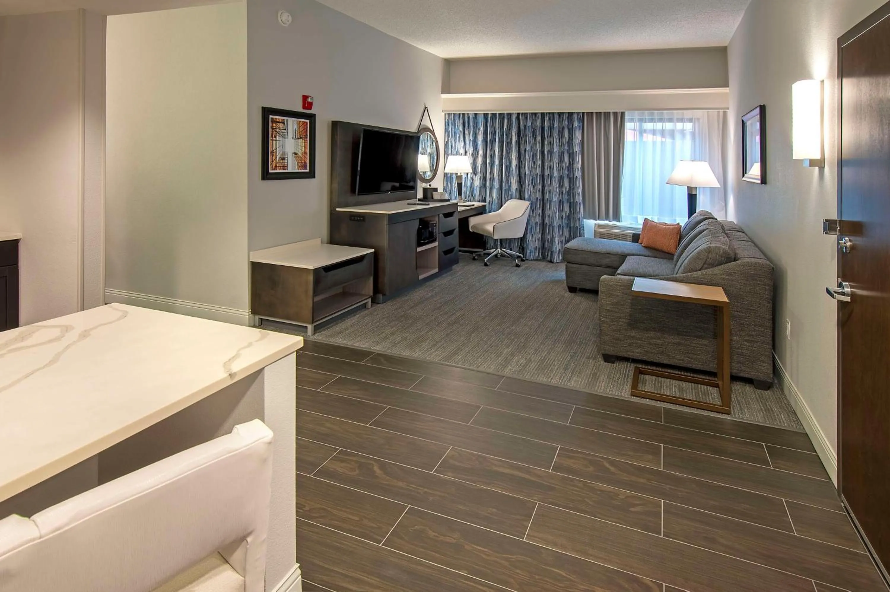 Bedroom in Hampton Inn & Suites Fairfield