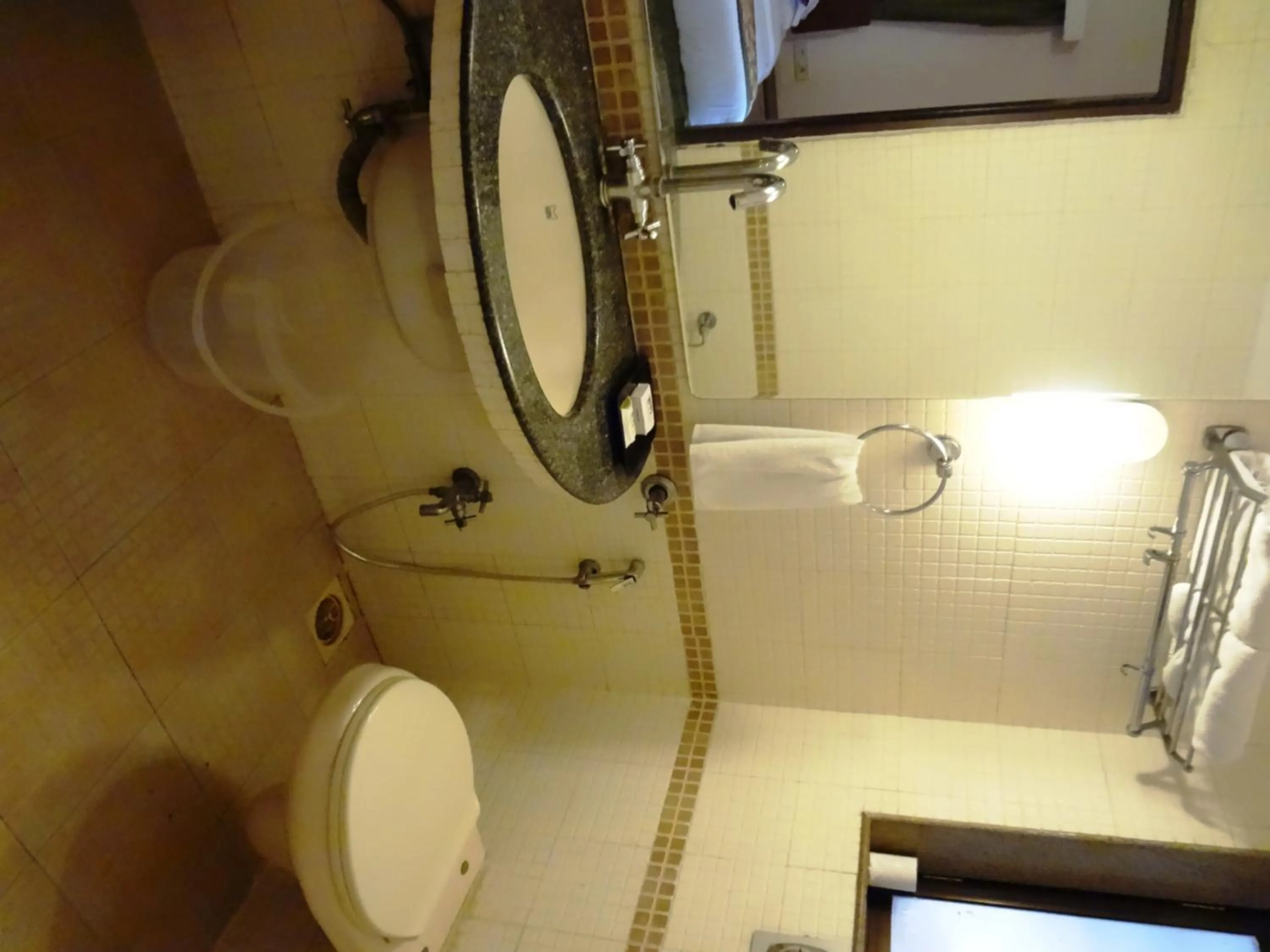Bathroom in Keys Select by Lemon Tree Hotels, Nestor, Mumbai
