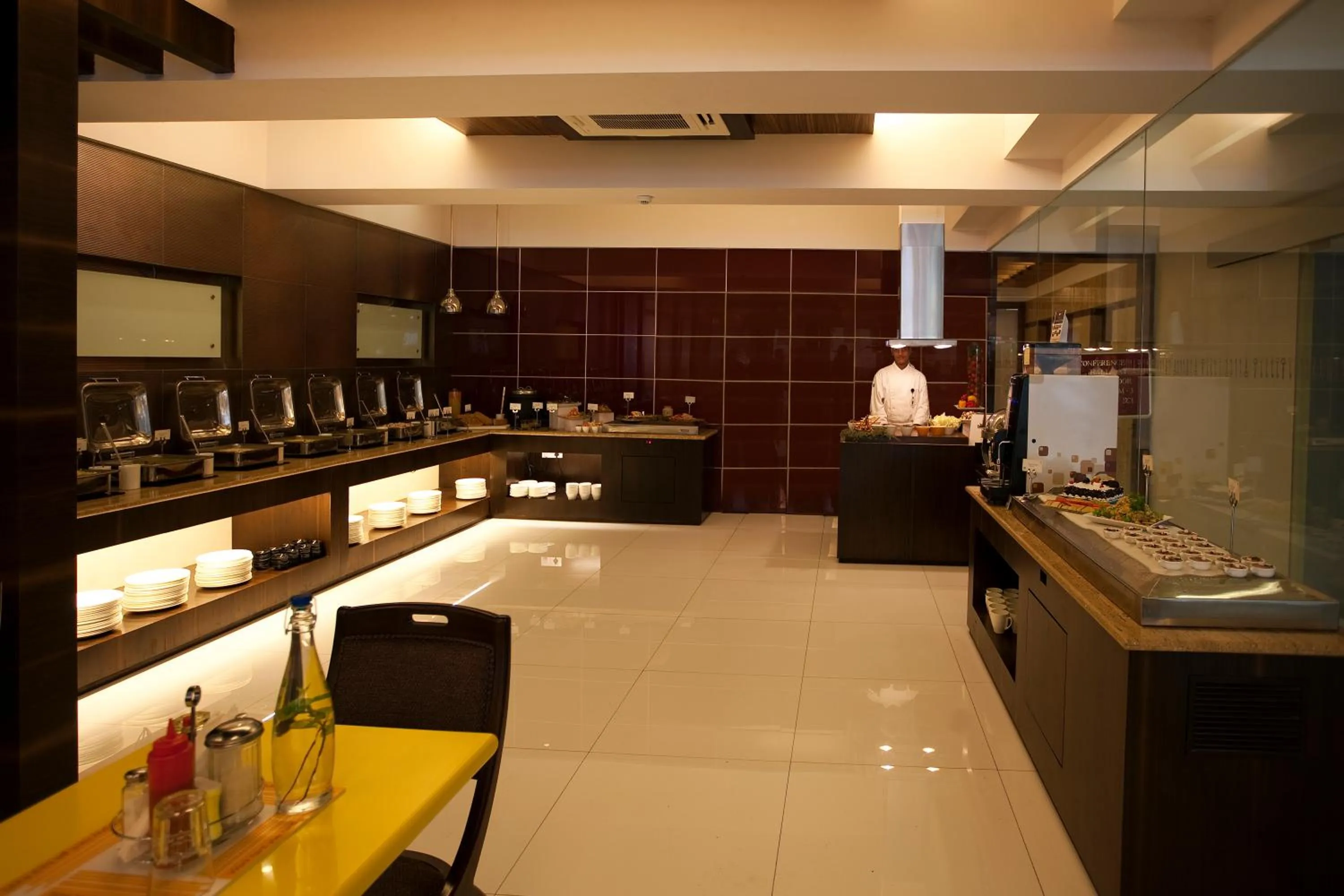 Food and drinks in Keys Select by Lemon Tree Hotels, Nestor, Mumbai