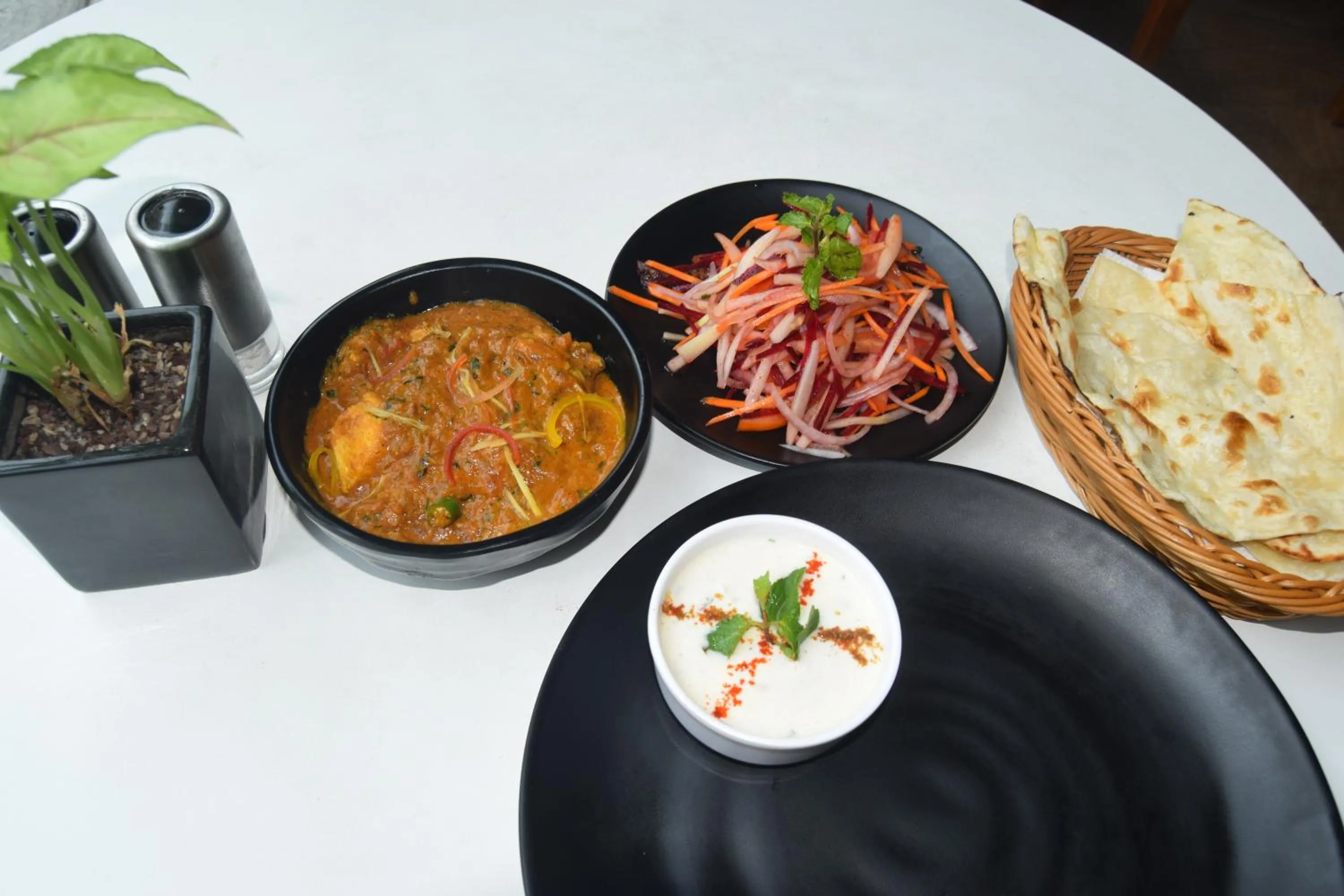 Food and drinks in Ginger Dona Paula, Goa