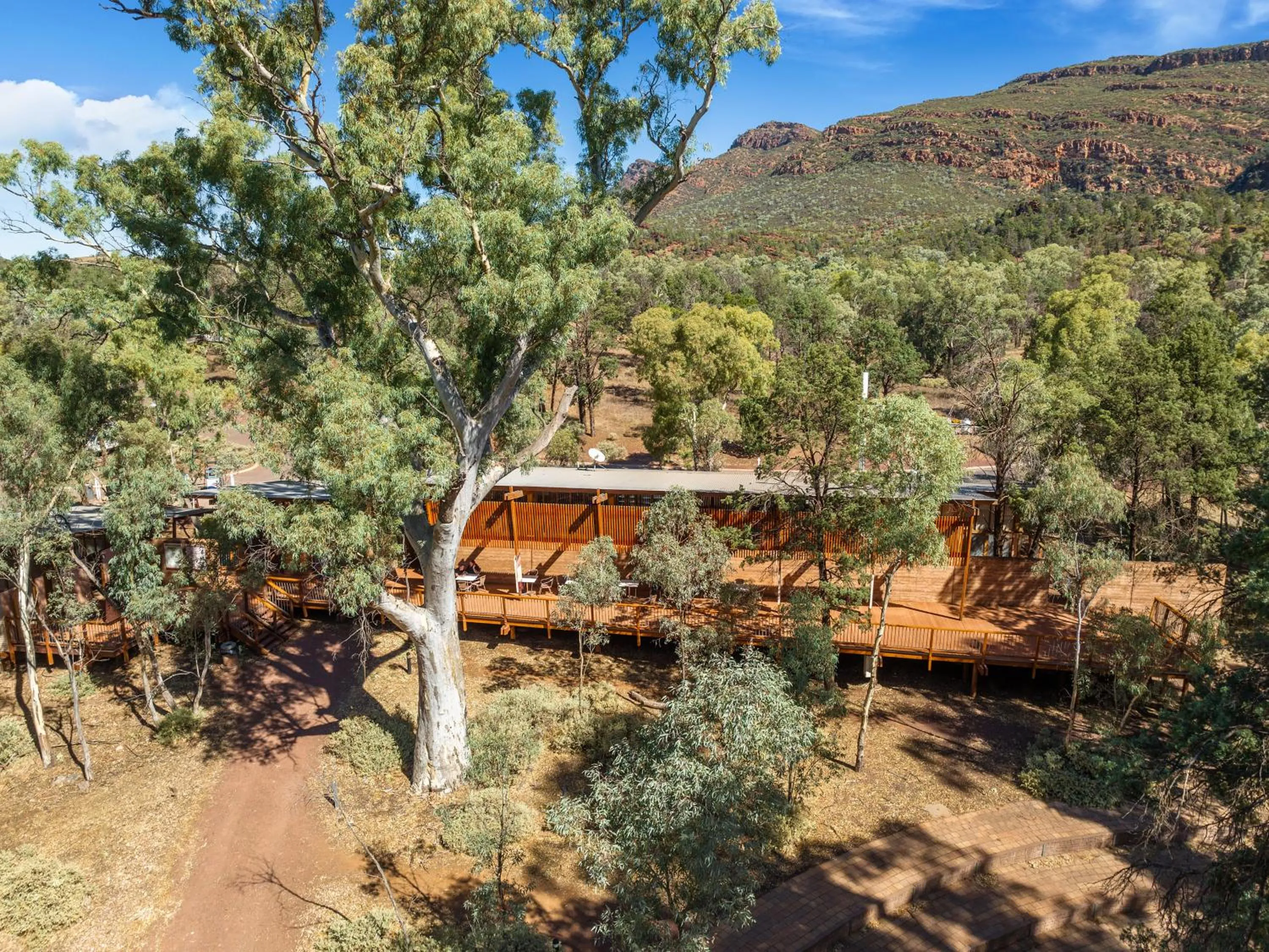 Property building in Discovery Resorts - Wilpena Pound