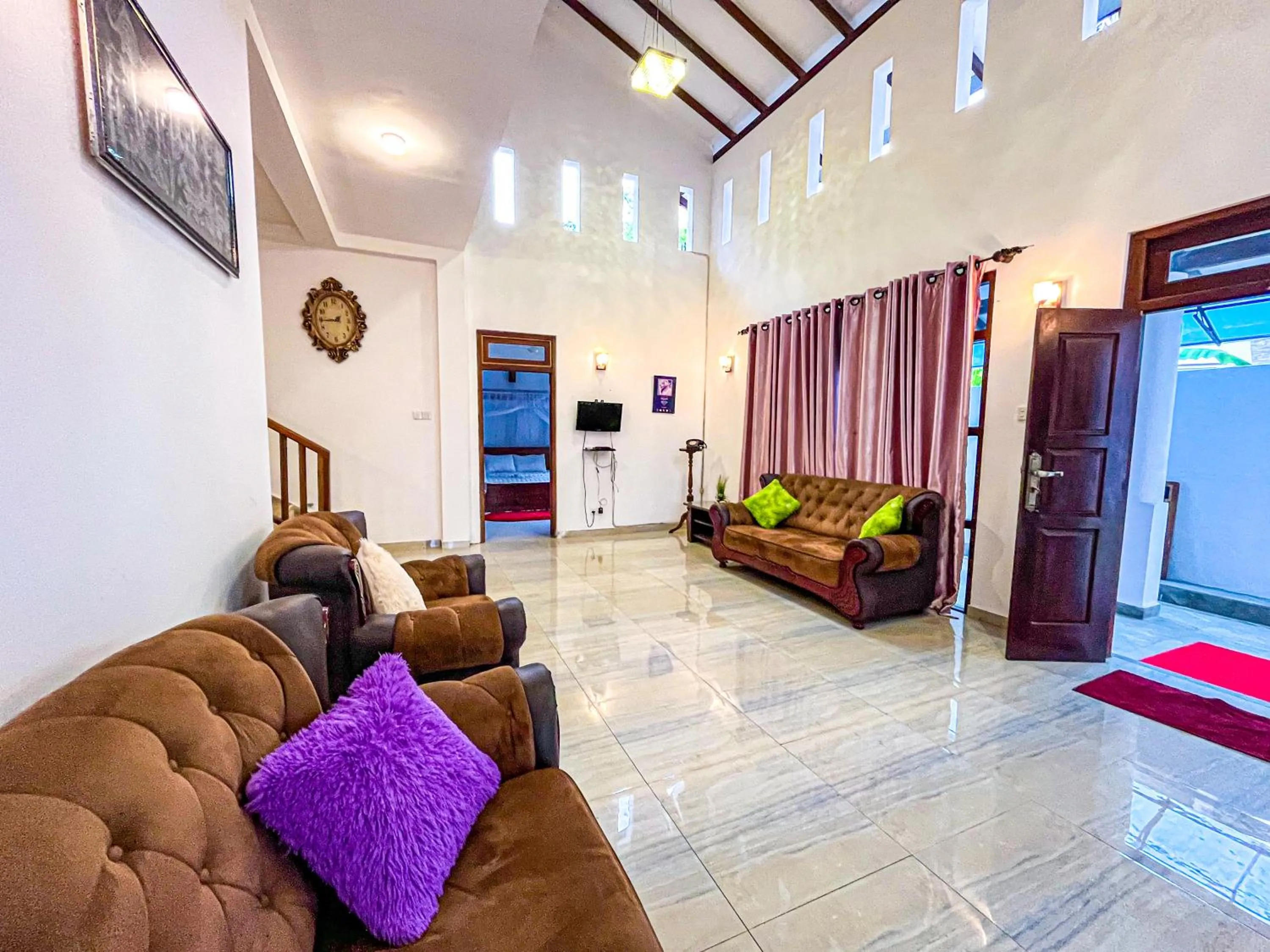 TV and multimedia in Galle Camellia