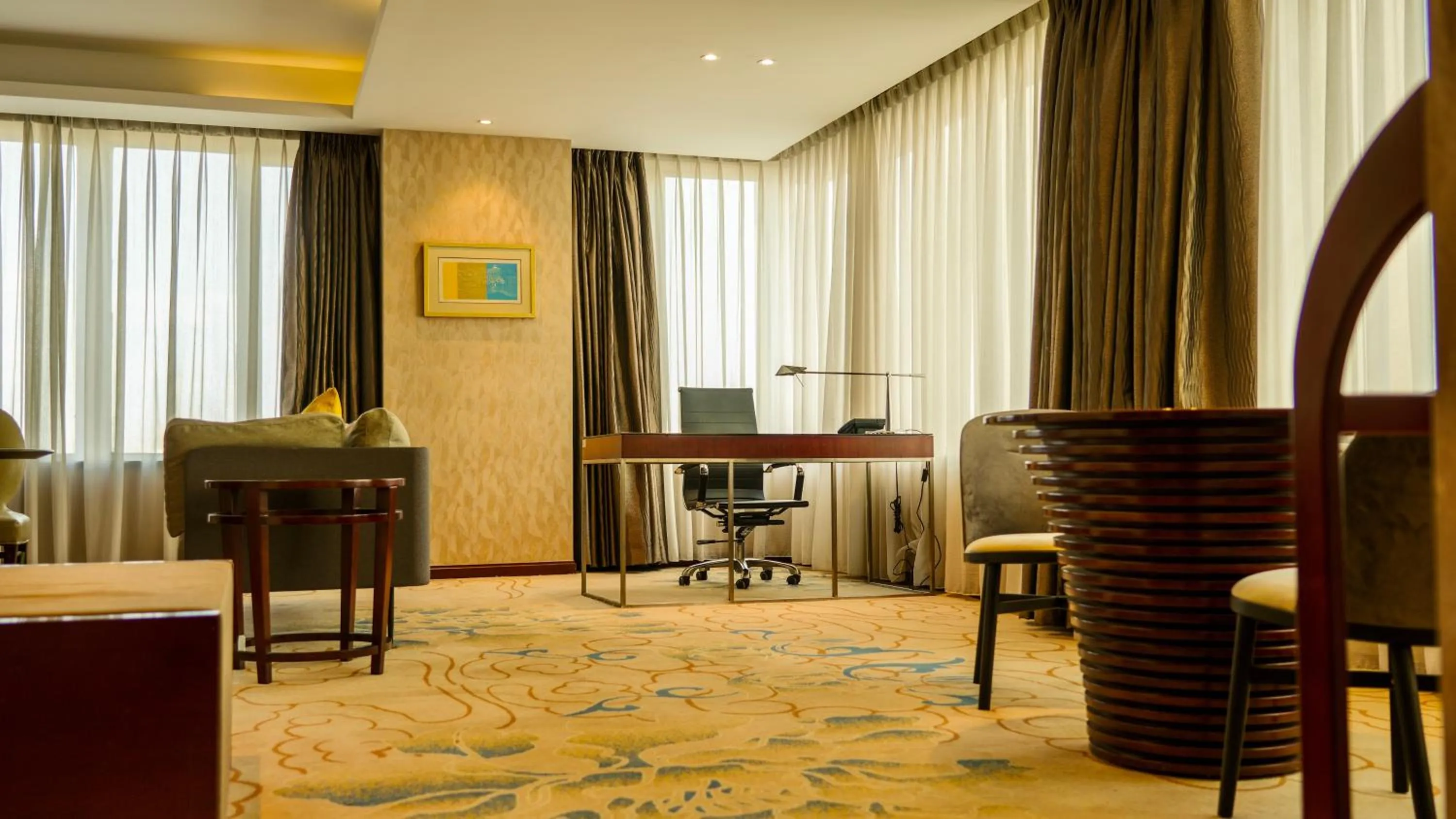 Photo of the whole room in Crowne Plaza Beijing Zhongguancun by IHG