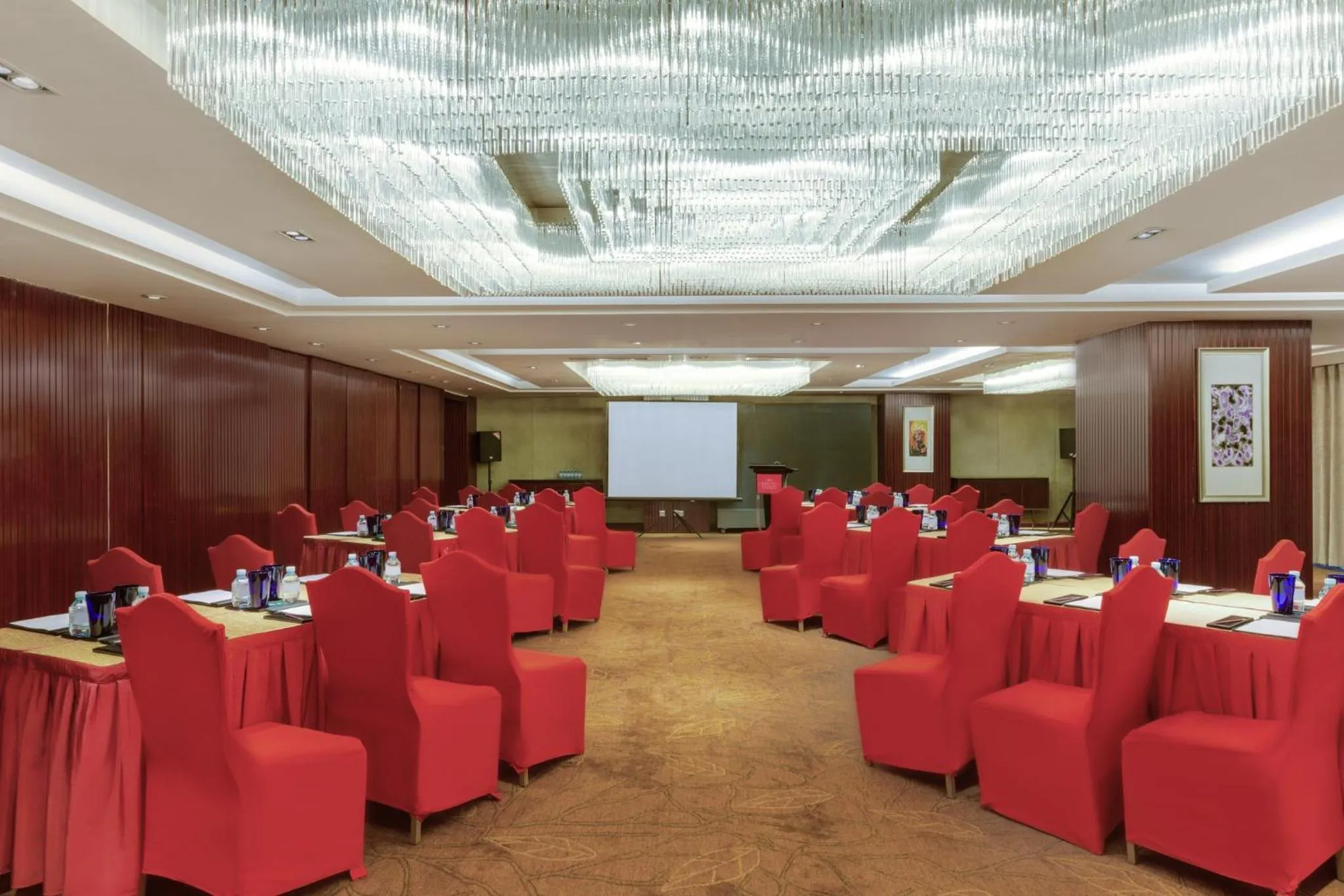 Meeting/conference room in Crowne Plaza Beijing Zhongguancun by IHG