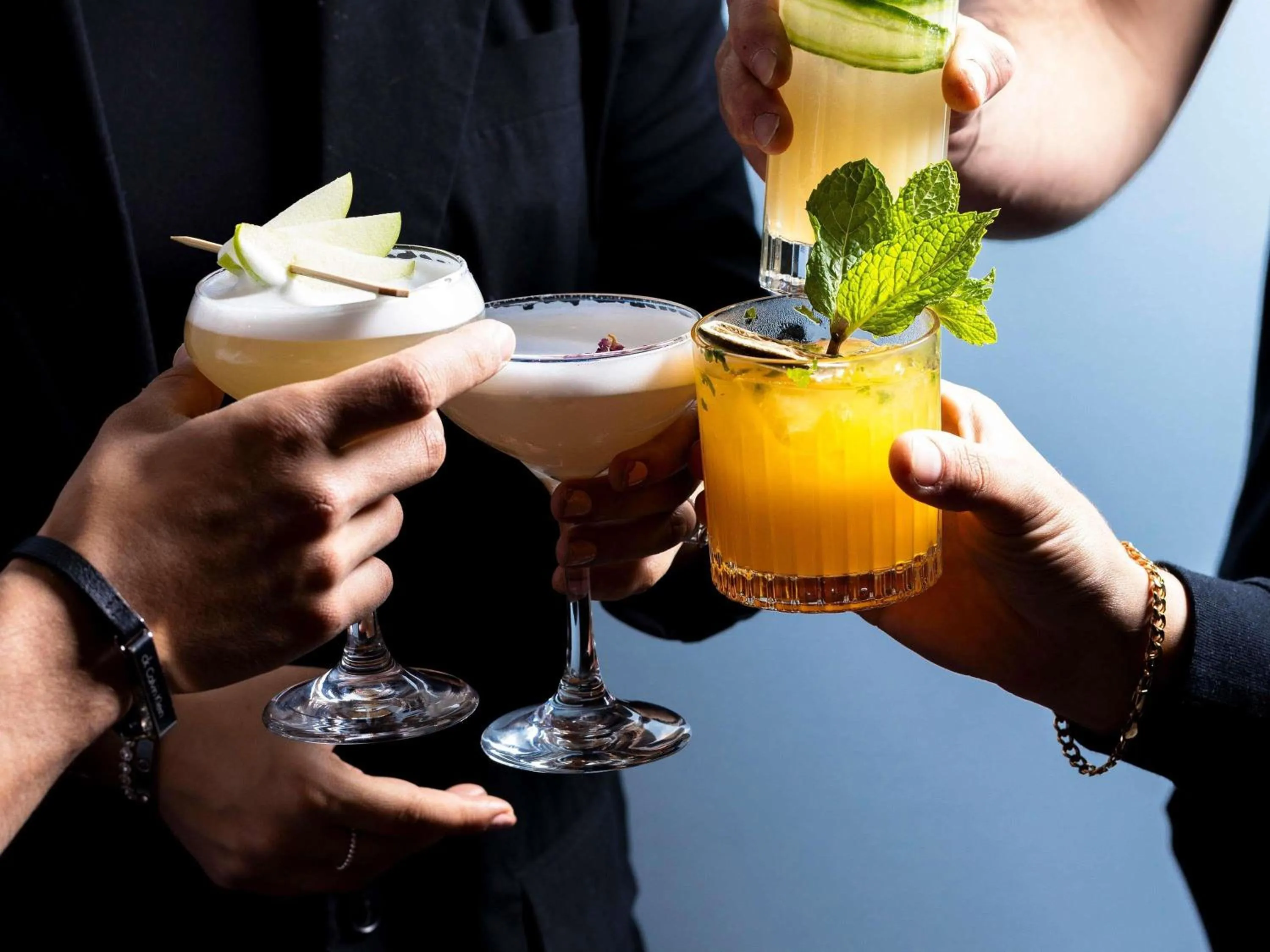 Lounge or bar in Mercure Melbourne Caroline Springs