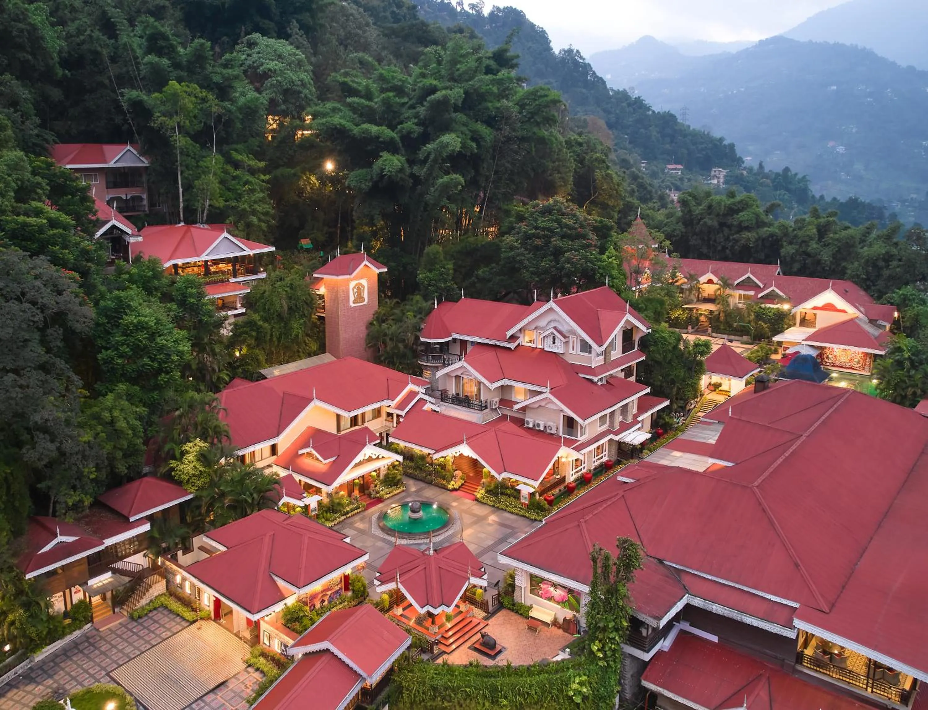 Facade/entrance in Mayfair Spa Resort & Casino