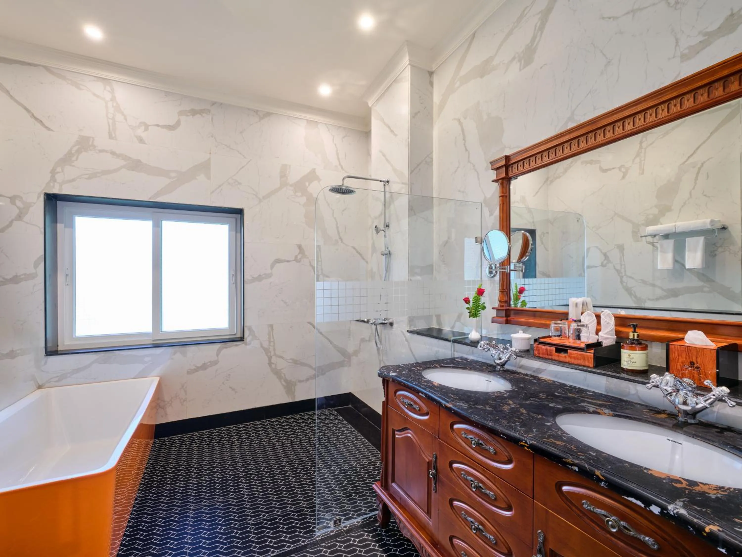 Bathroom in Mayfair Spa Resort & Casino