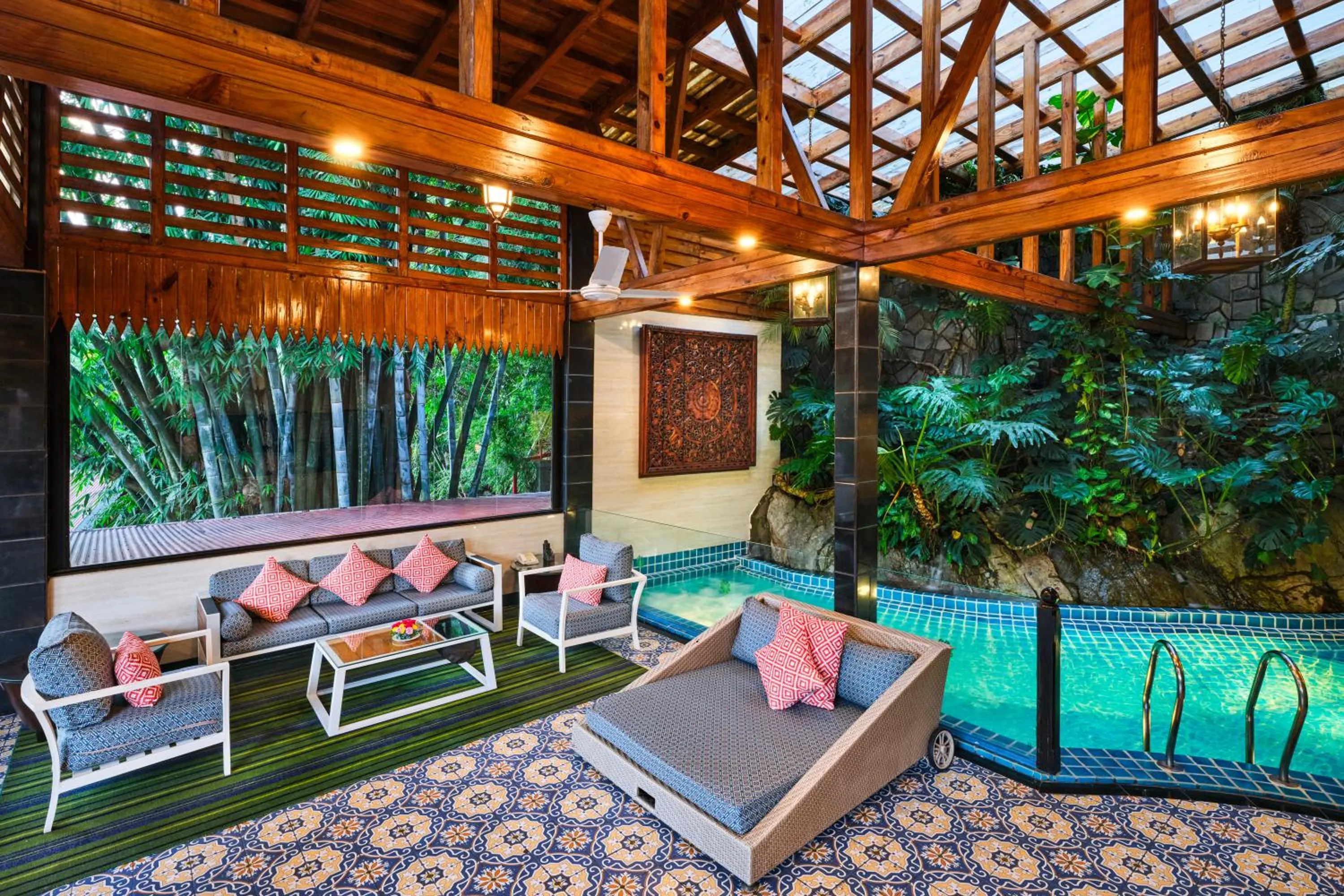 Pool view in Mayfair Spa Resort & Casino