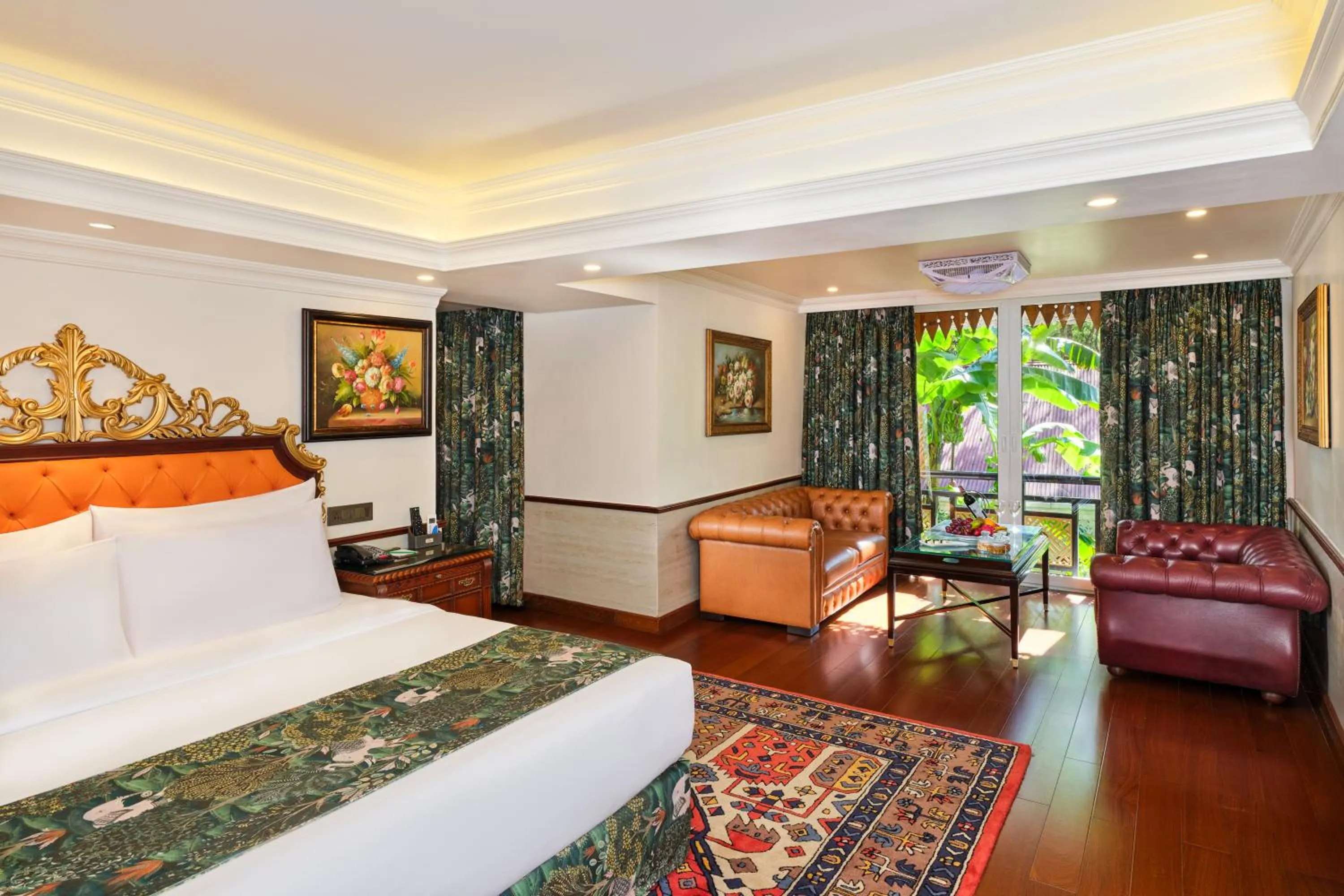 Bed in Mayfair Spa Resort & Casino