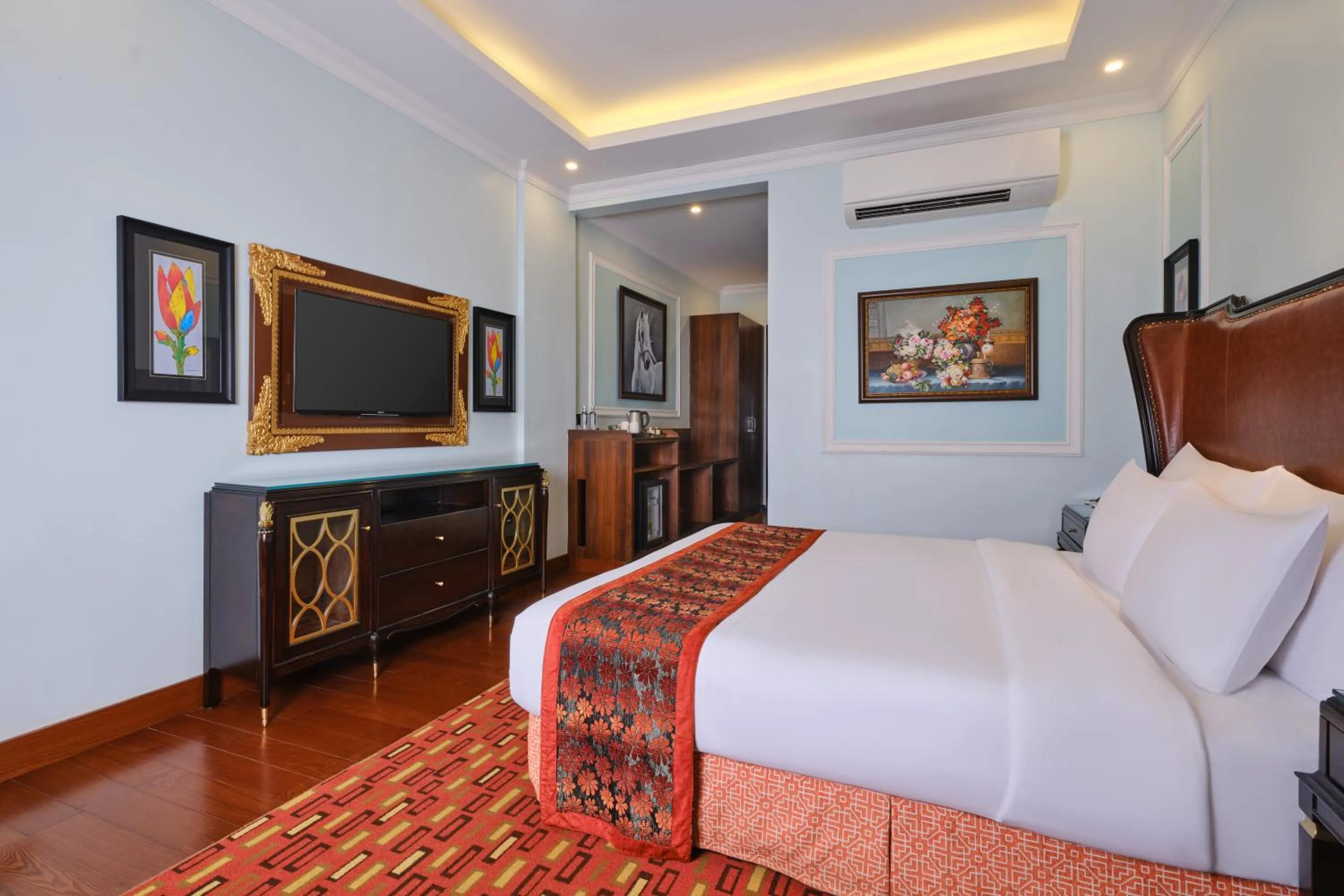 Bedroom, Bed in Mayfair Spa Resort & Casino