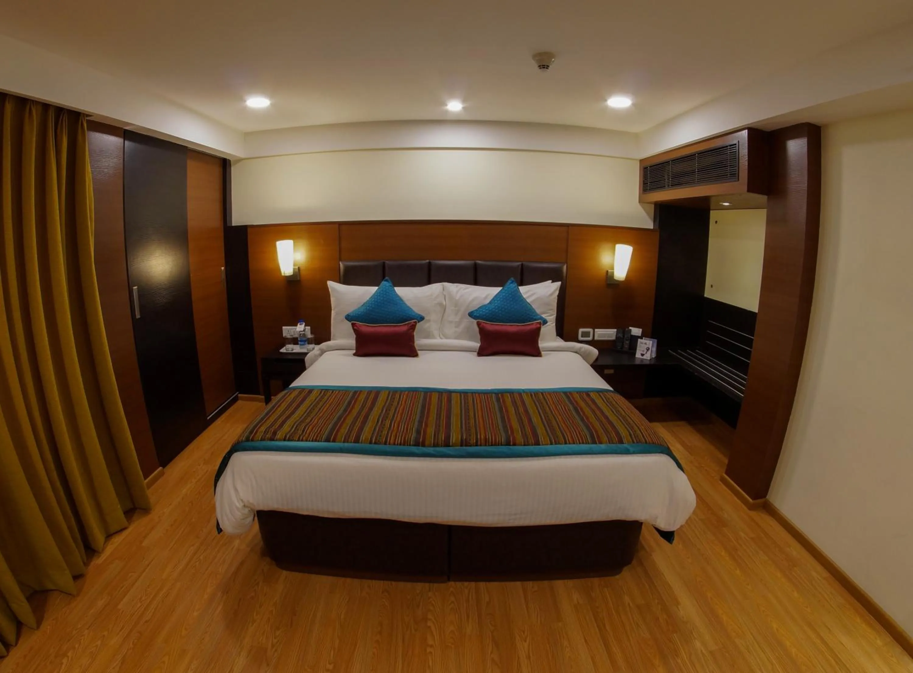 Bedroom, Bed in Fortune Park Galaxy, Vapi - Member ITC Hotels' Group
