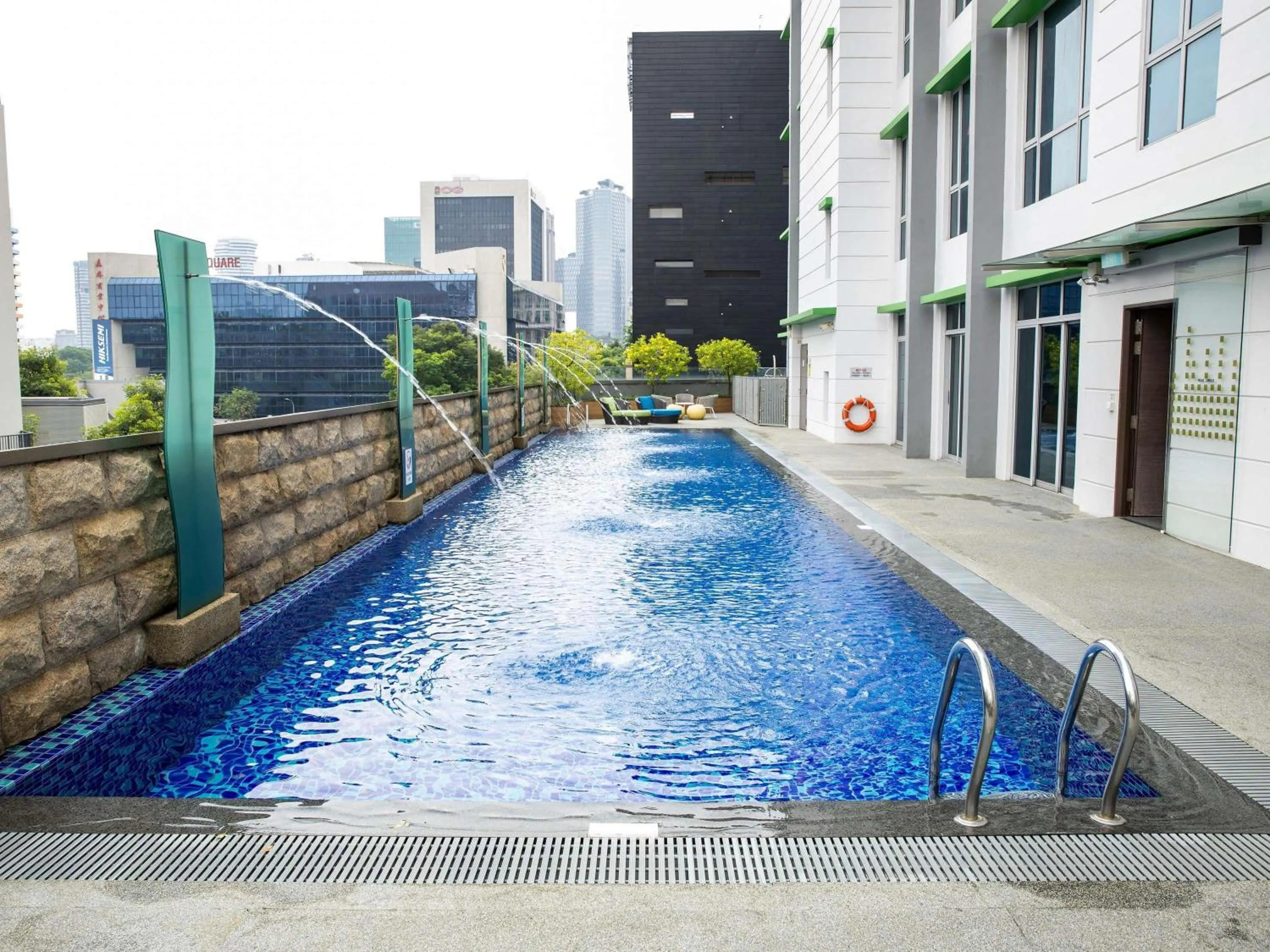 Pool view in ibis Styles Singapore Albert
