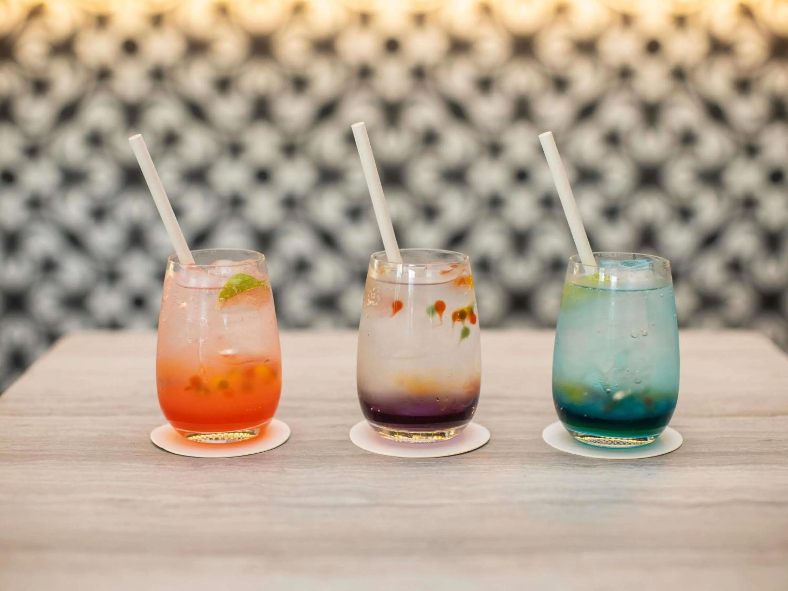 Lounge or bar in ibis Styles Singapore Albert