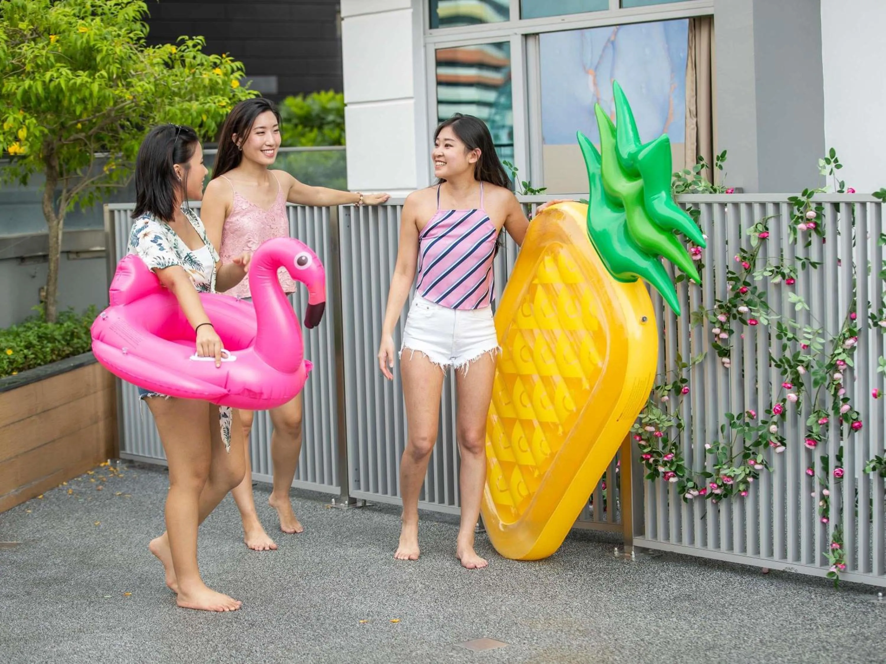 Bedroom in ibis Styles Singapore Albert