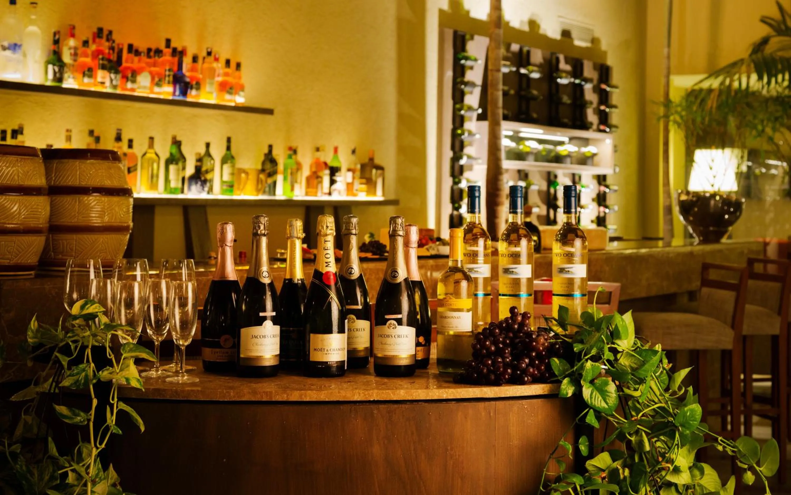 Lounge or bar in Ellaa Hotel Gachibowli