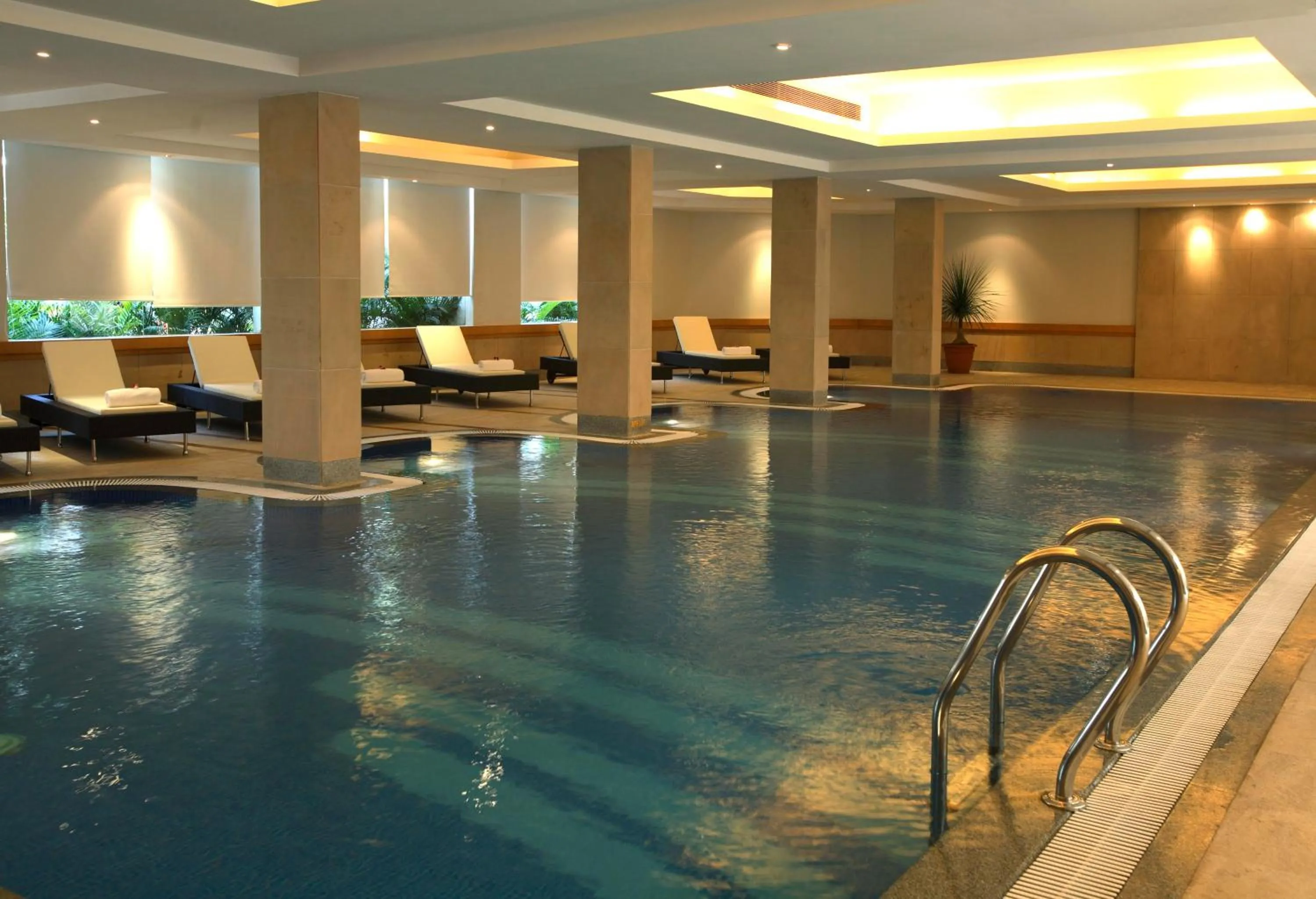 Swimming pool in Ellaa Hotel Gachibowli