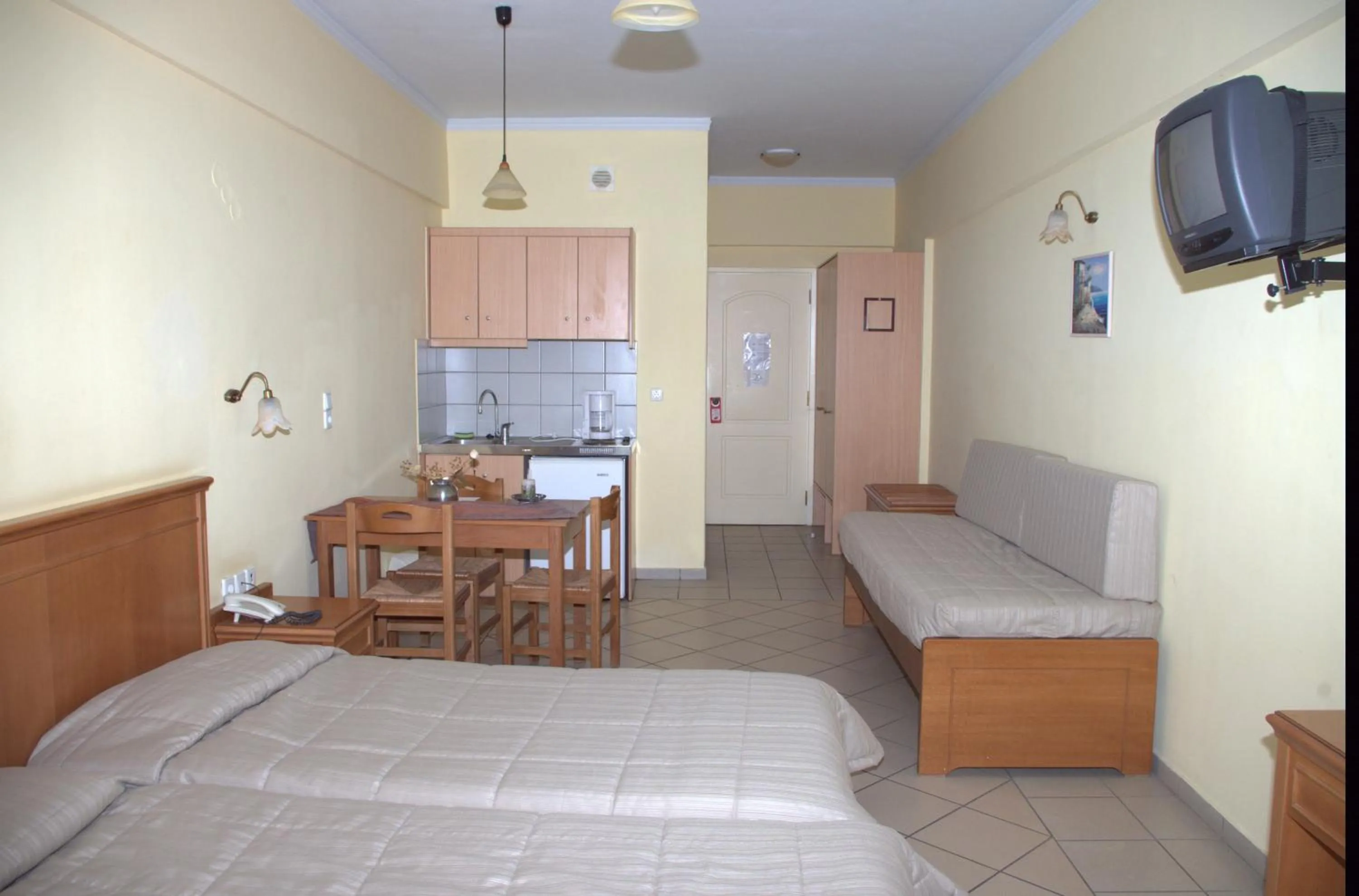 Bed in Kleoniki Mare