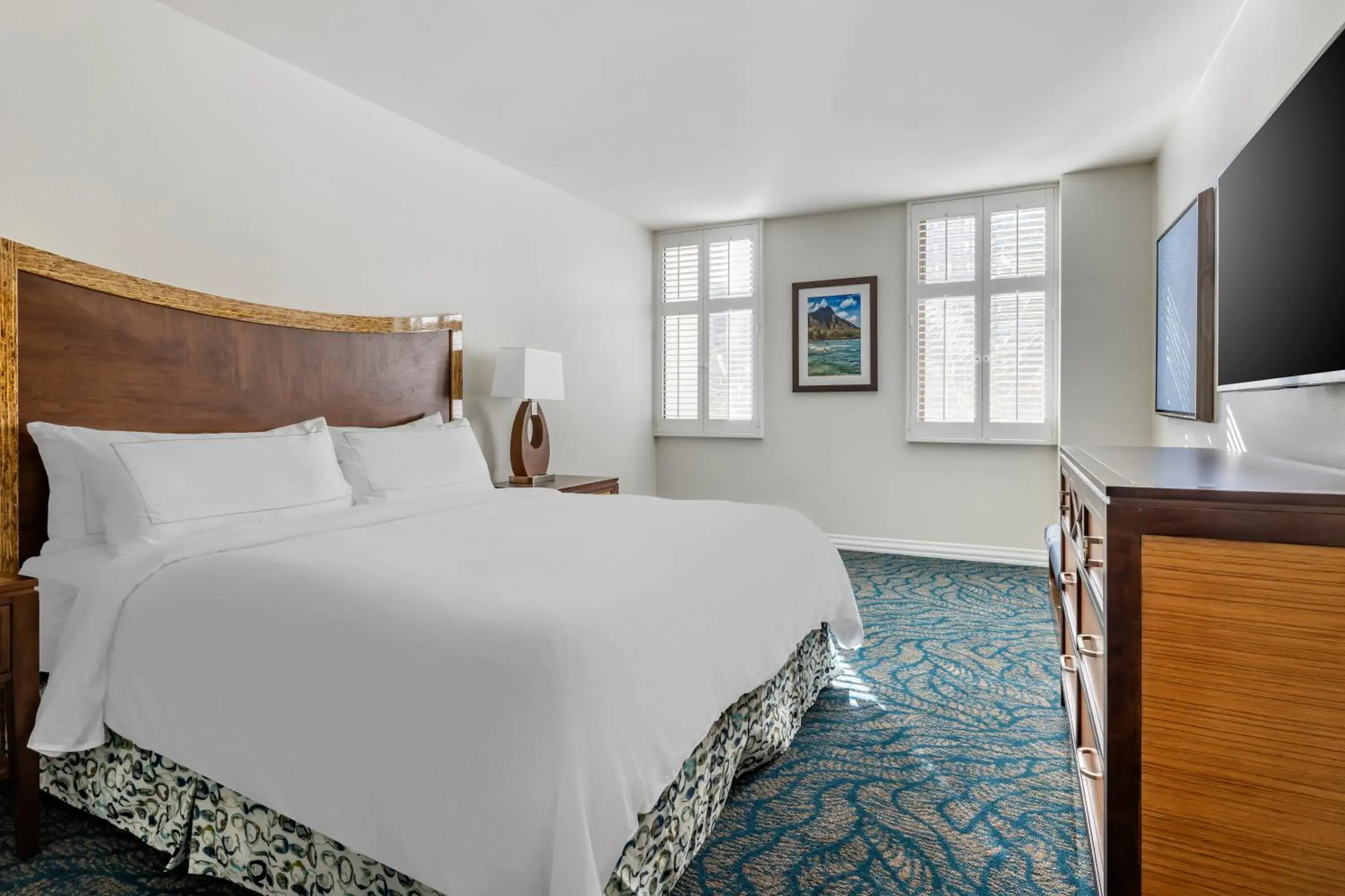 Two-Bedroom Suite with View - Lagoon Tower in Hilton Grand Vacations Club at Hilton Hawaiian Village Two-Bedroom Suite with View - Lagoon Tower in Hilton Grand Vacations Club at Hilton Hawaiian Village