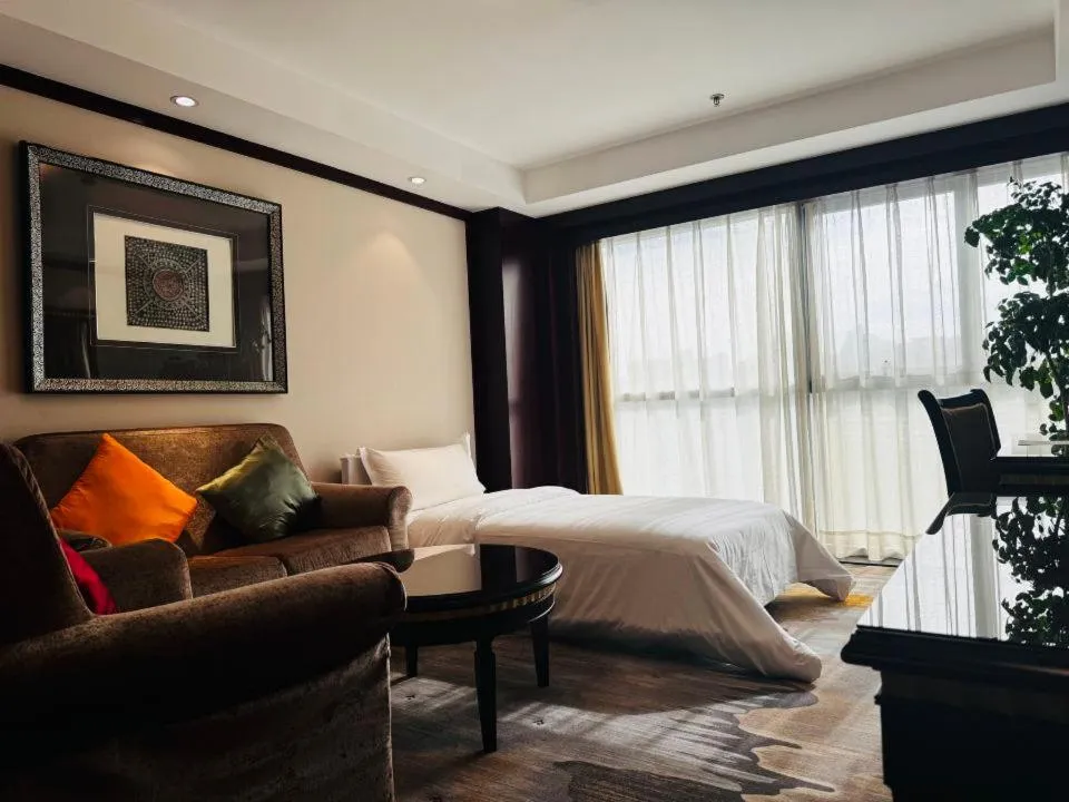 Bed in Gem Flower Hotel - North Bund