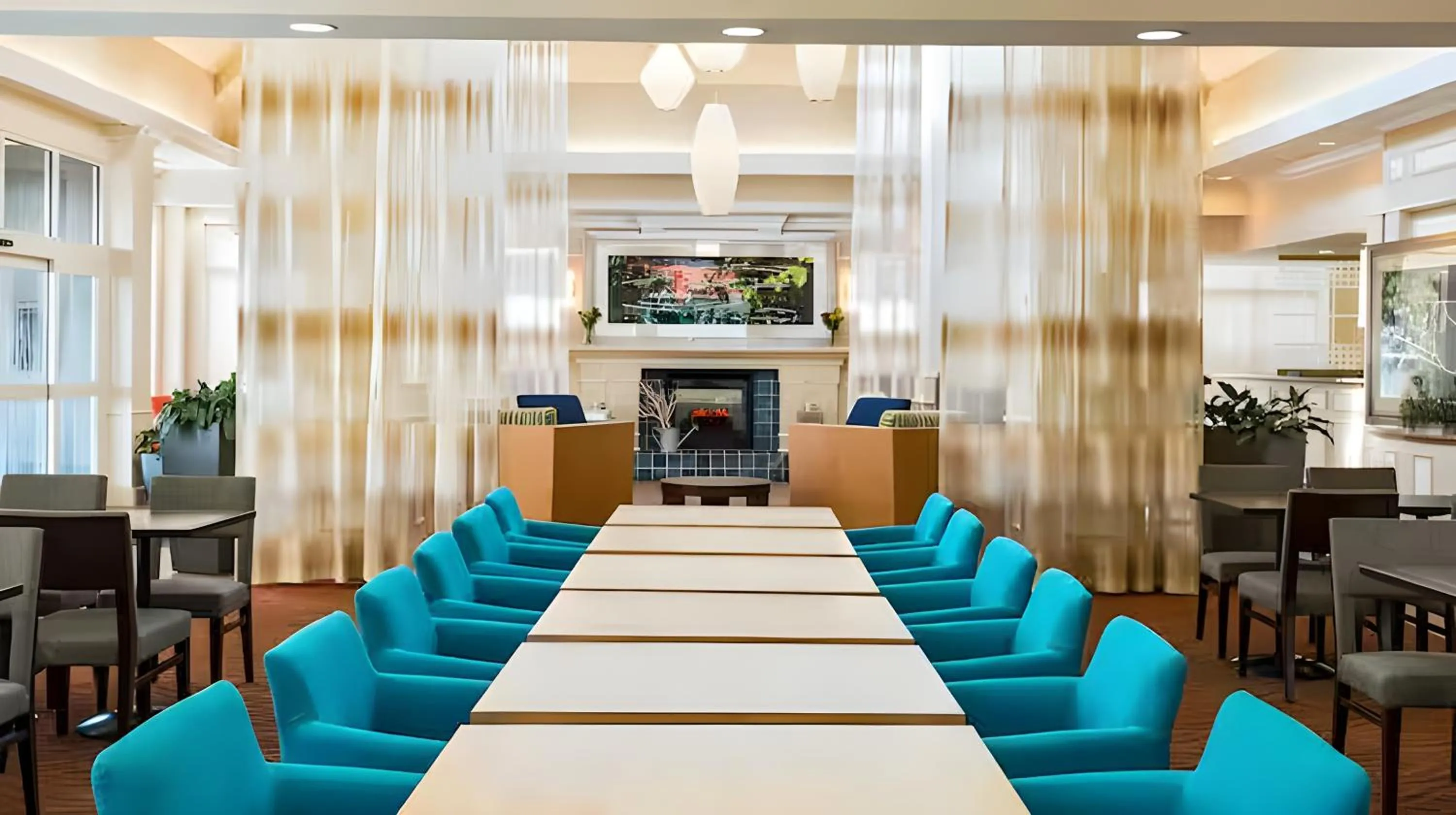 Restaurant/places to eat in Hilton Garden Inn Washington DC/Greenbelt