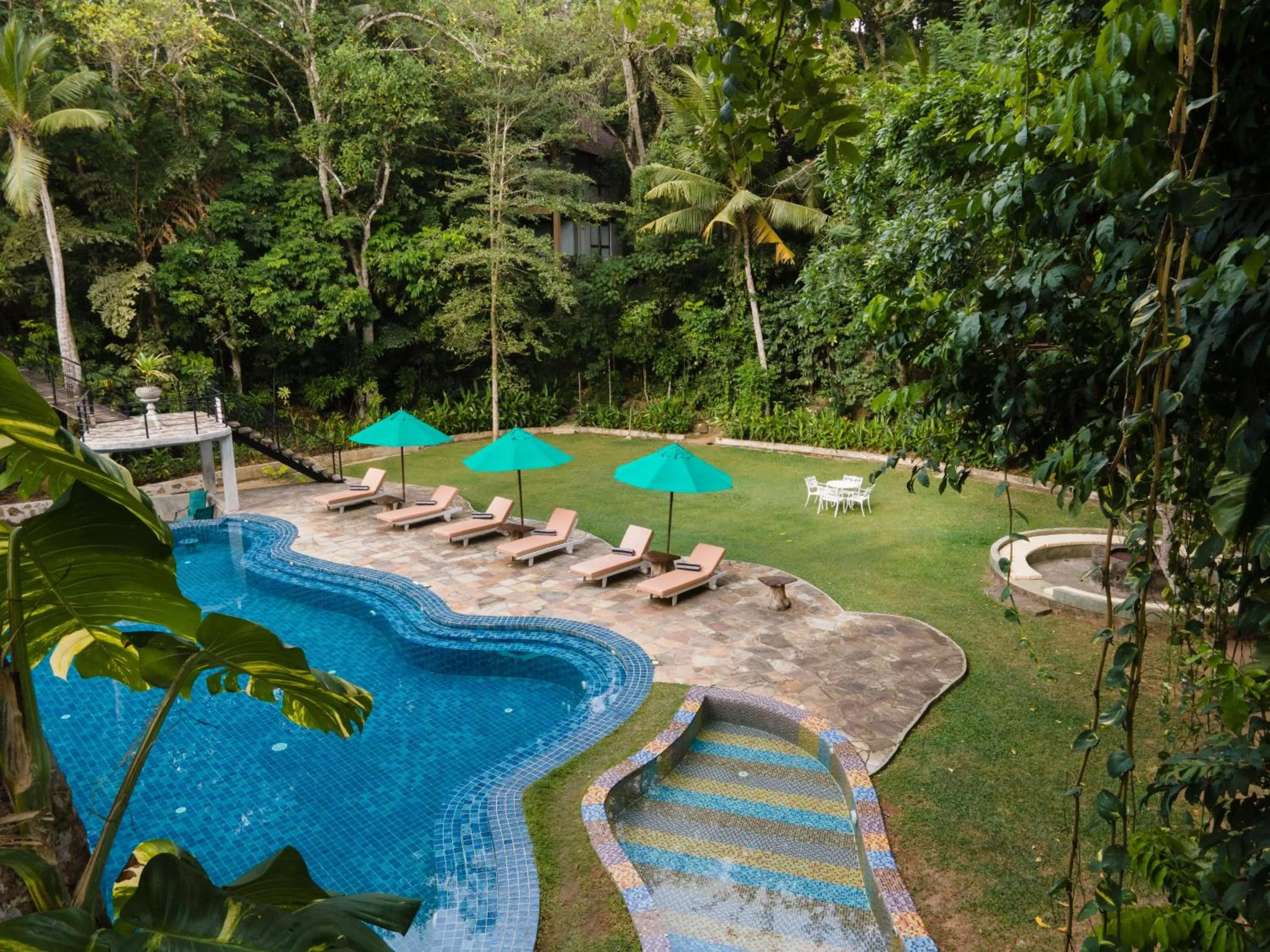 Jungle Village Unawatuna