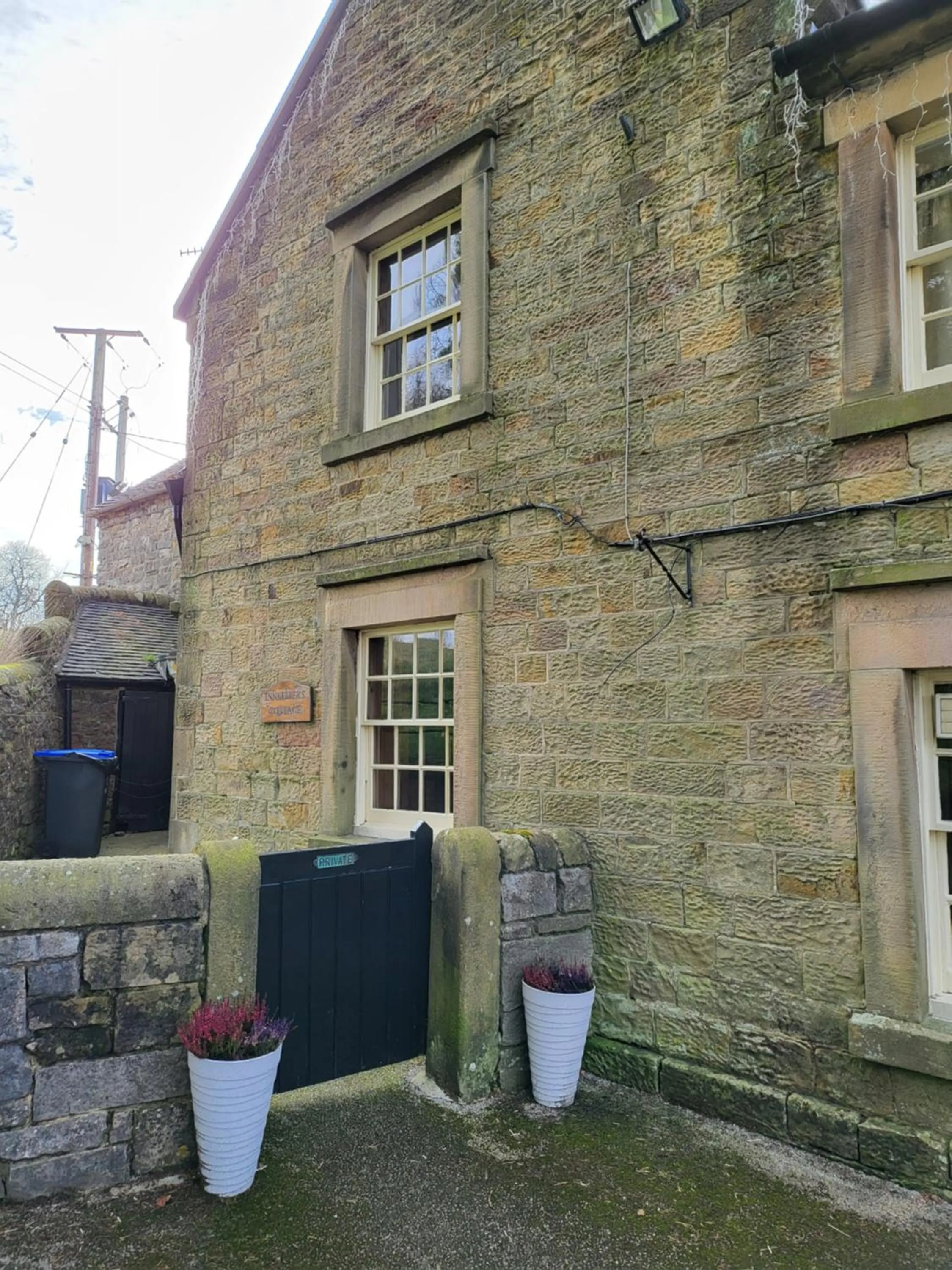 The Manifold Inn Hotel