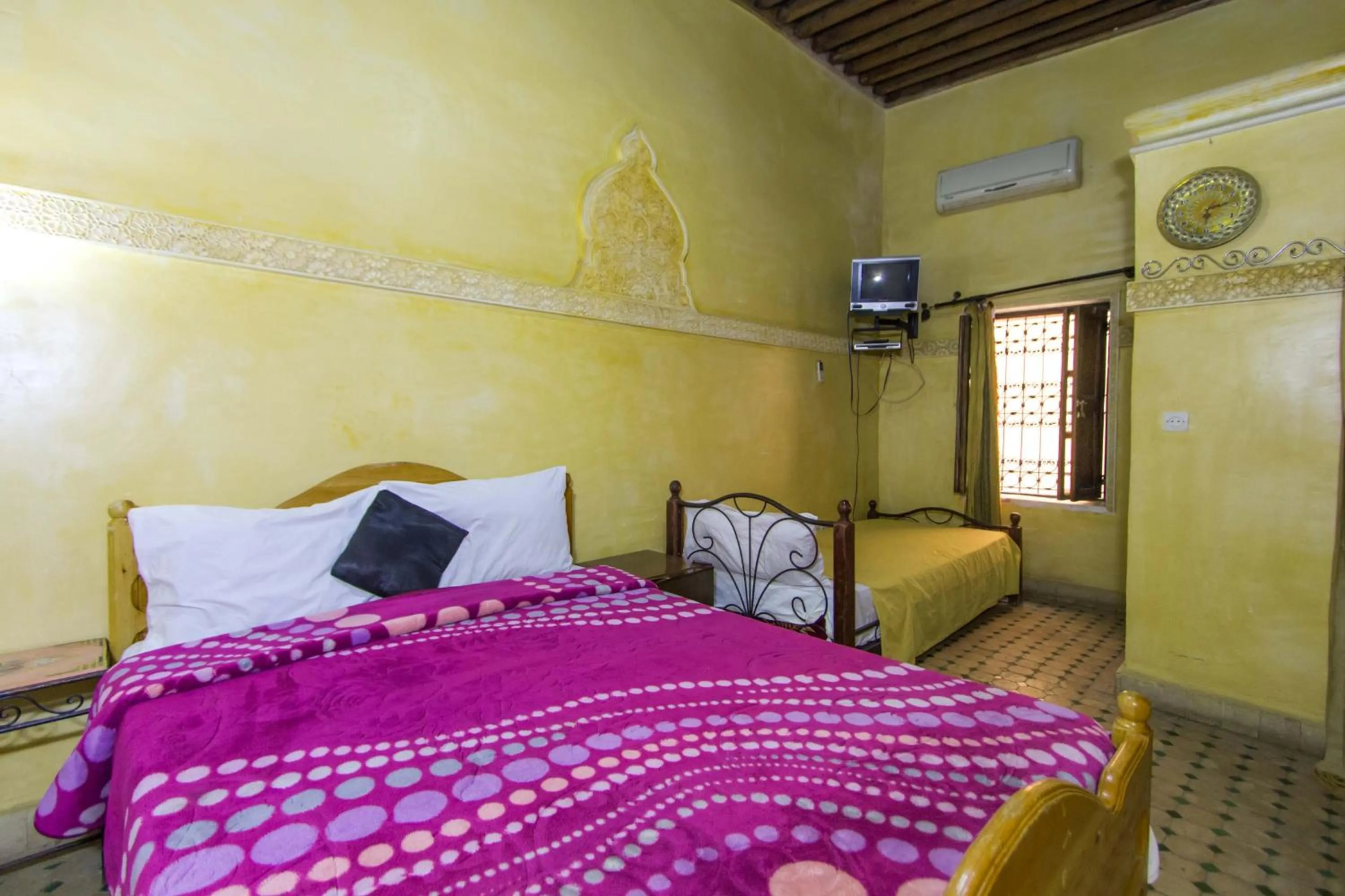 Bed in Riad Anass Al Ouali