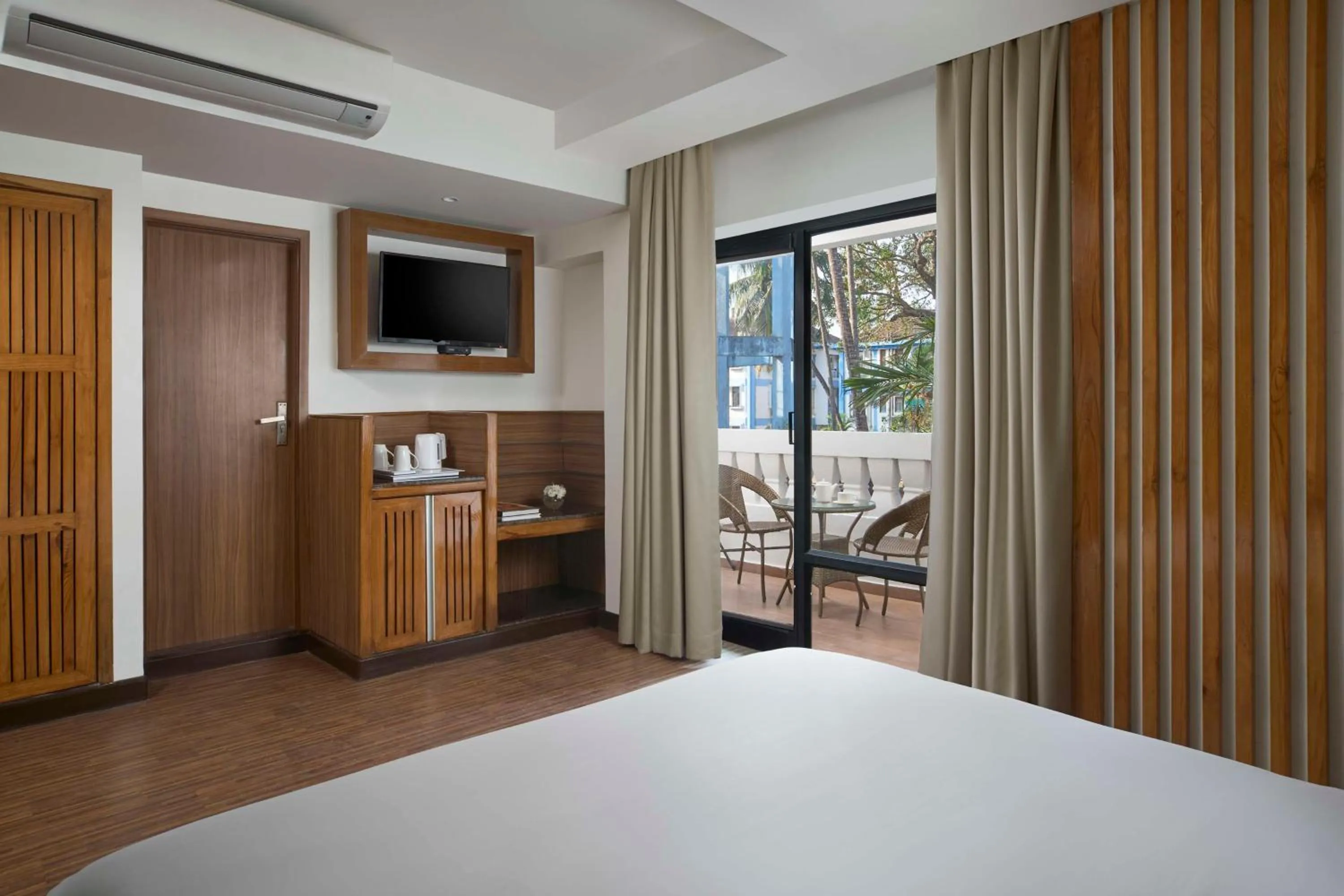 Bedroom, Bed in Park Inn by Radisson Goa Candolim
