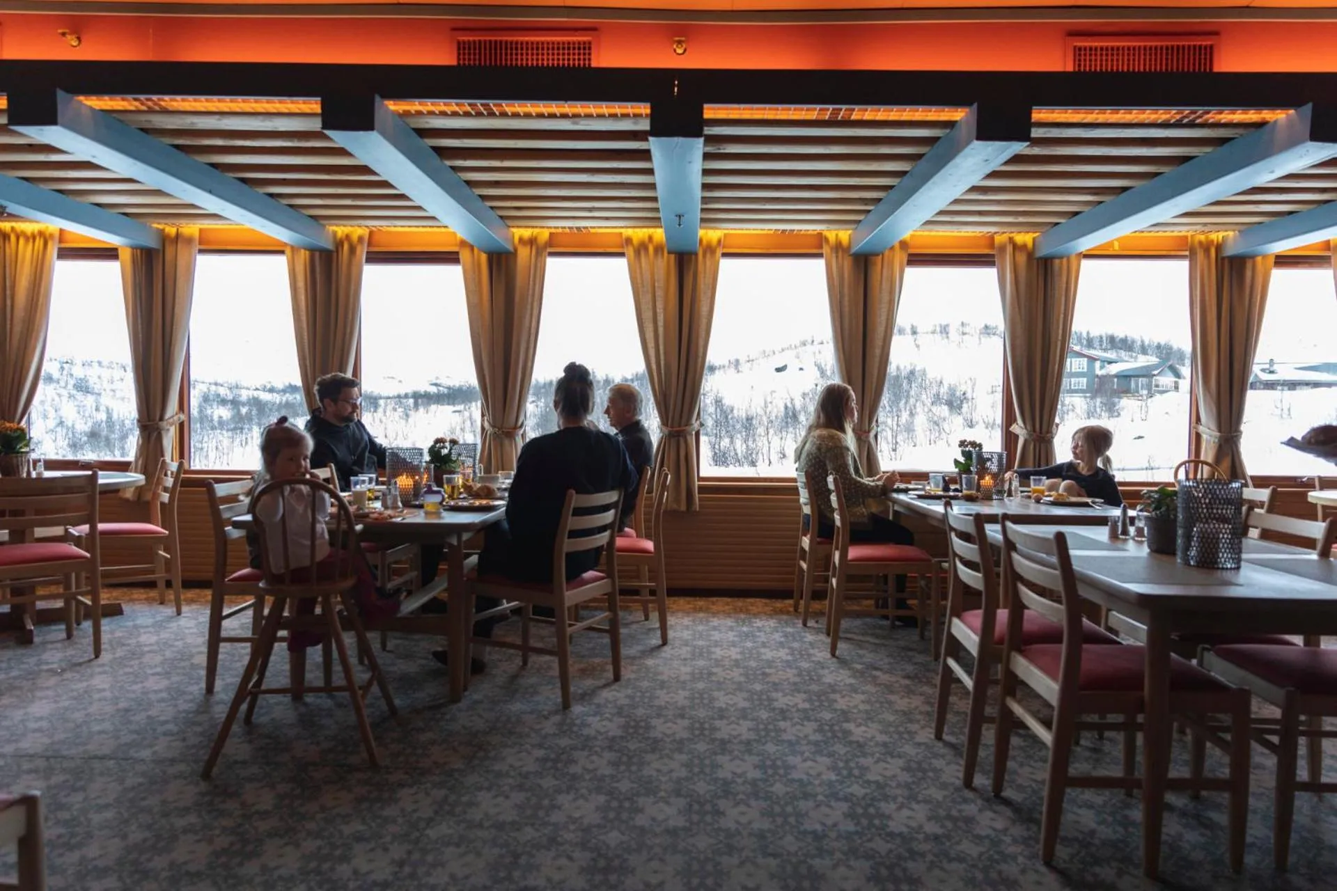 Restaurant/places to eat in Grotli Høyfjellshotell