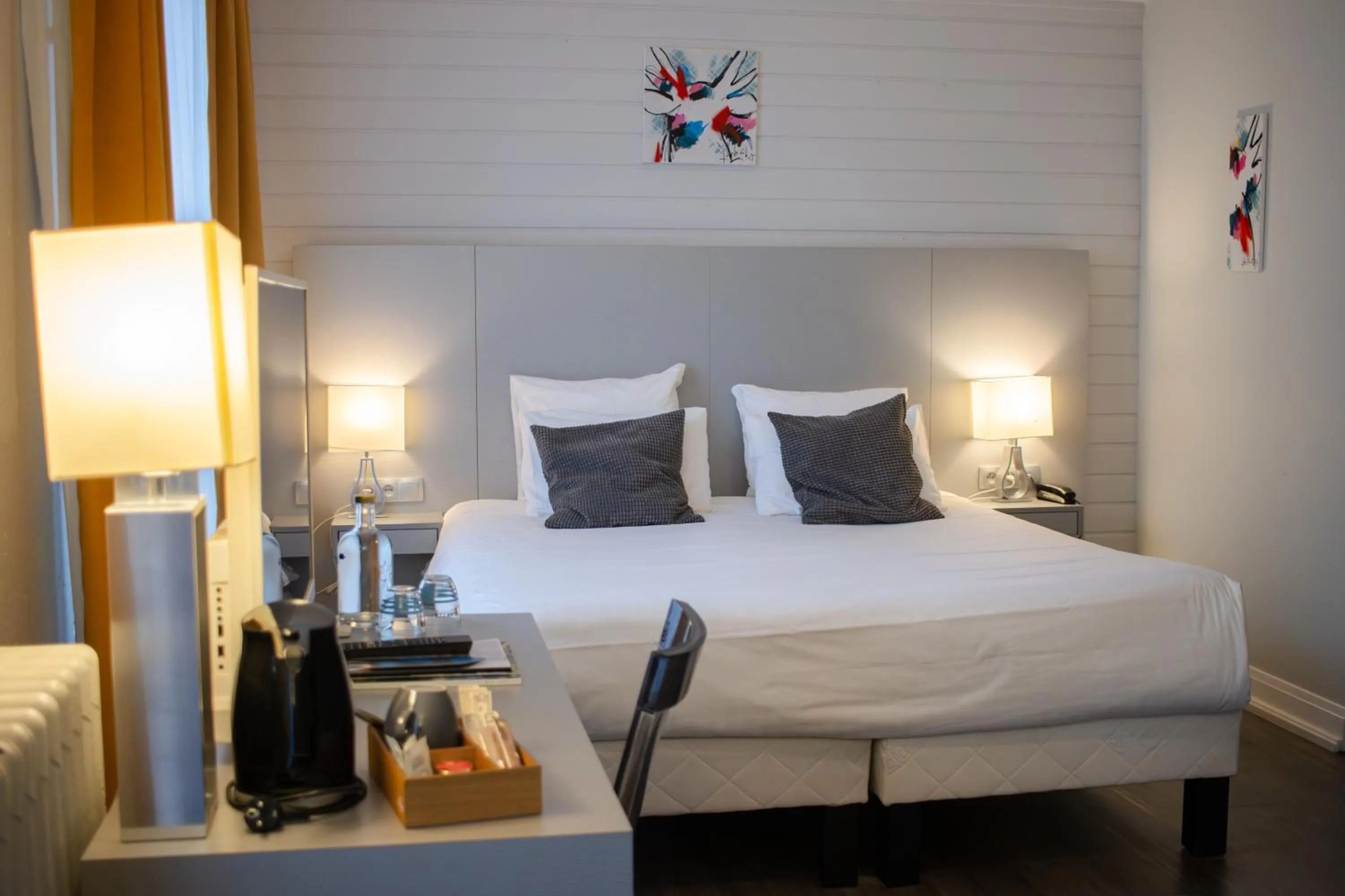 Bed in Hôtel La Réserve