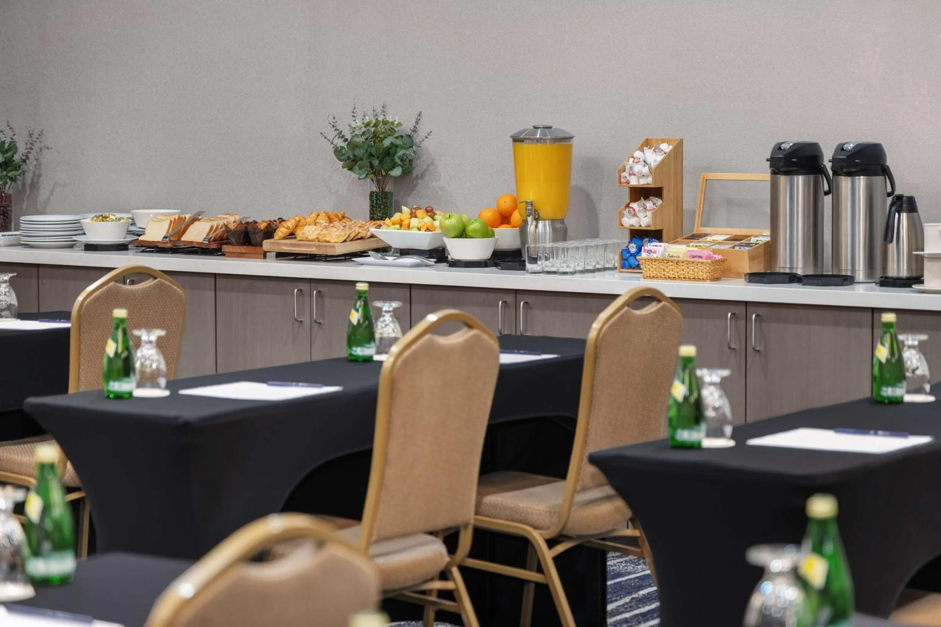 Meeting/conference room in DoubleTree by Hilton Las Vegas Airport