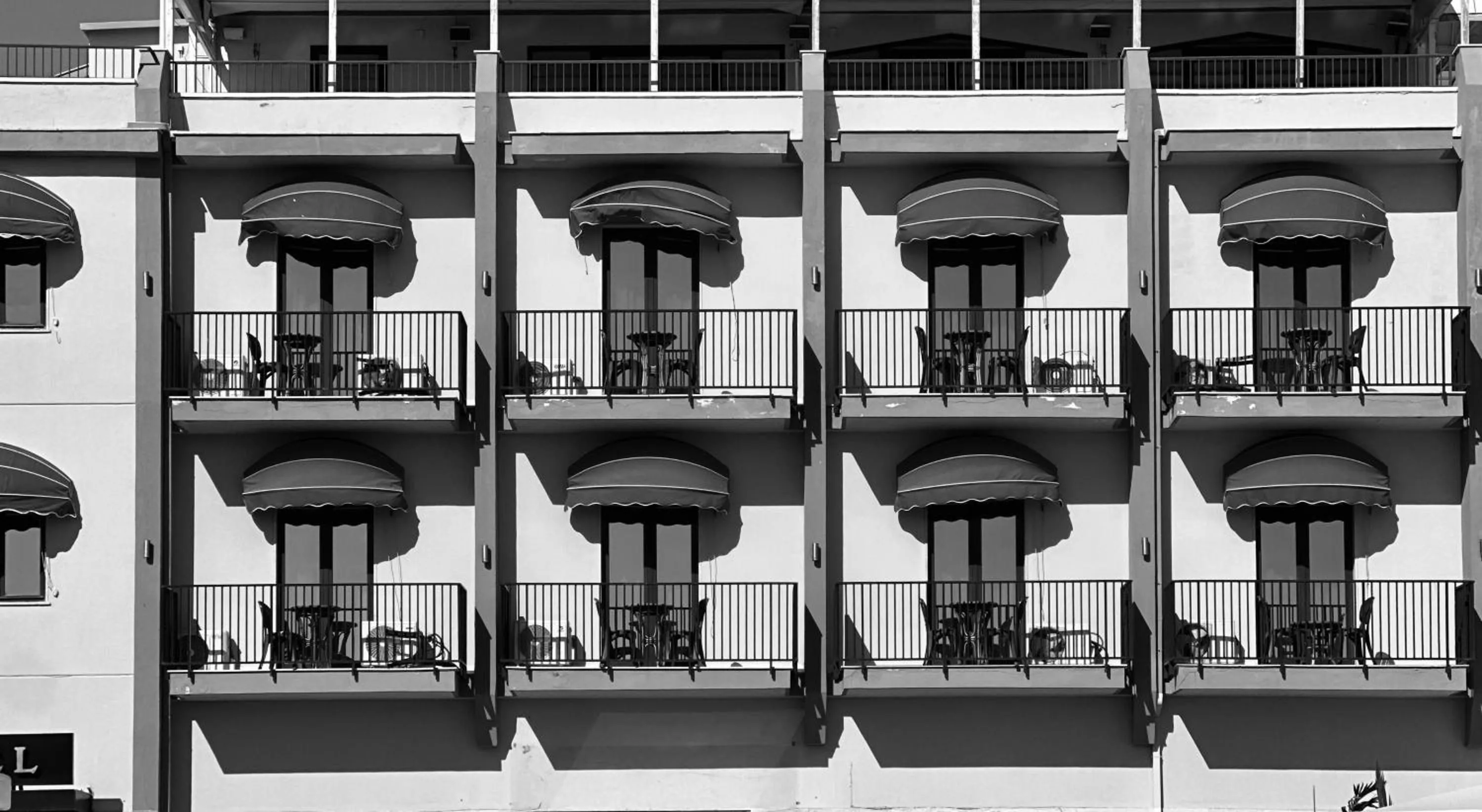 Property building in Hotel Al Faro