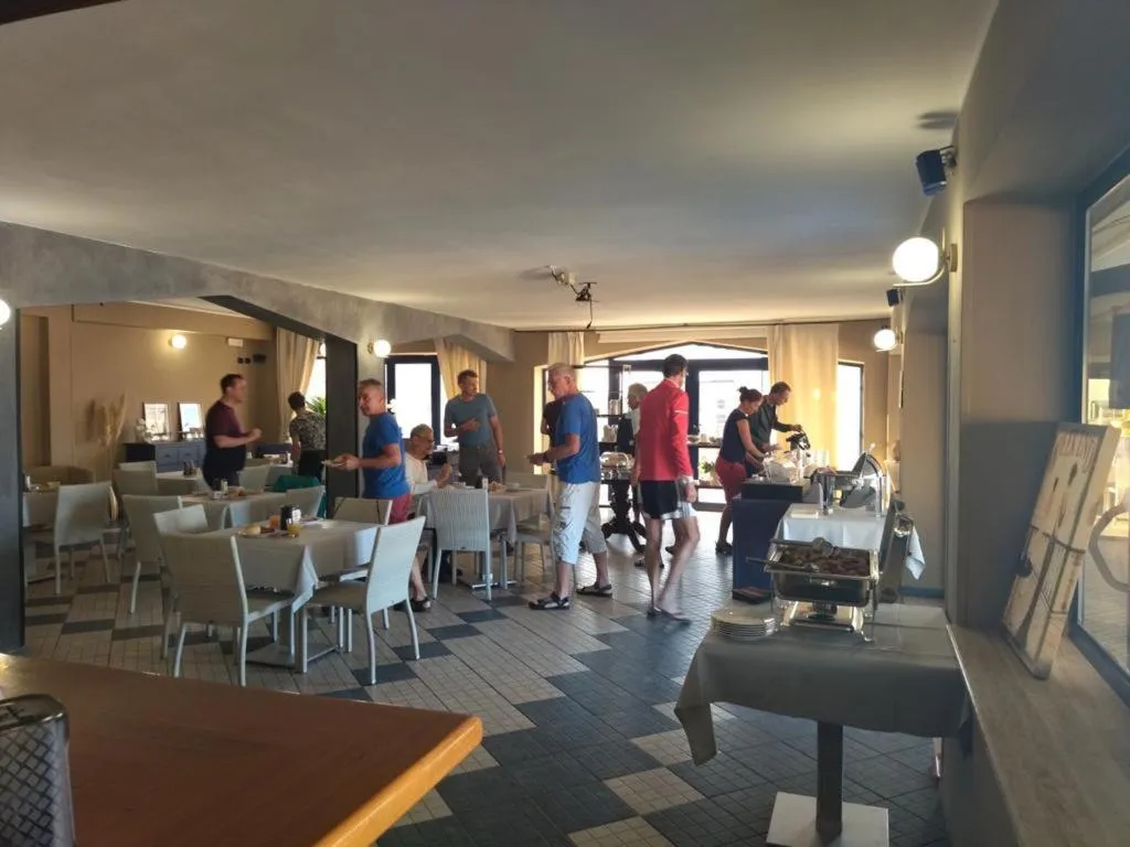 People in Hotel Al Faro